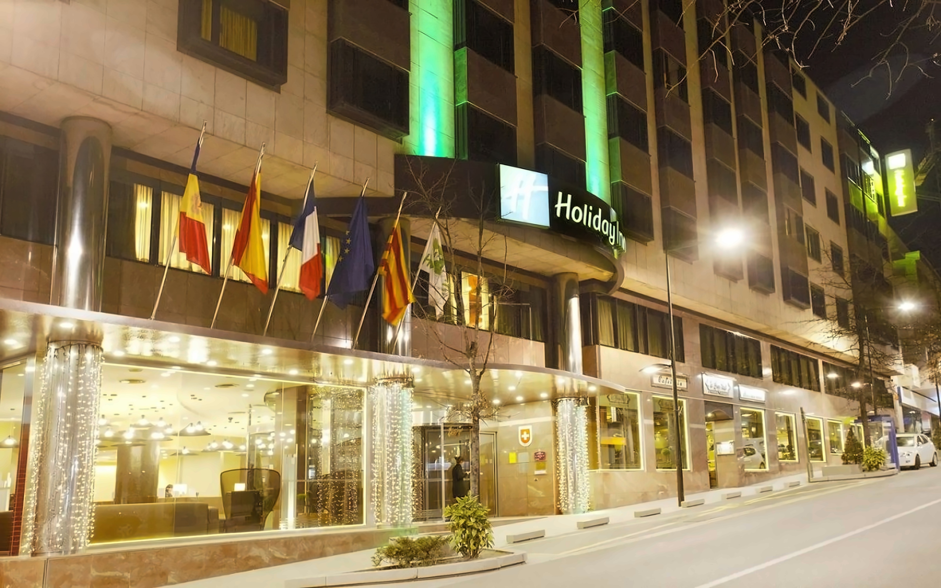 Suites Plaza Hotel & Wellness Andorra (ex. Holiday Inn) photo 1