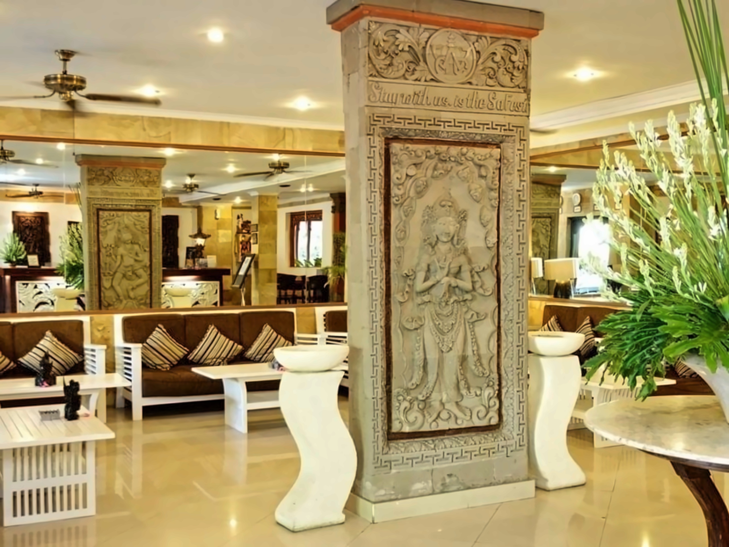 Wina Holiday Villa Kuta photo 7