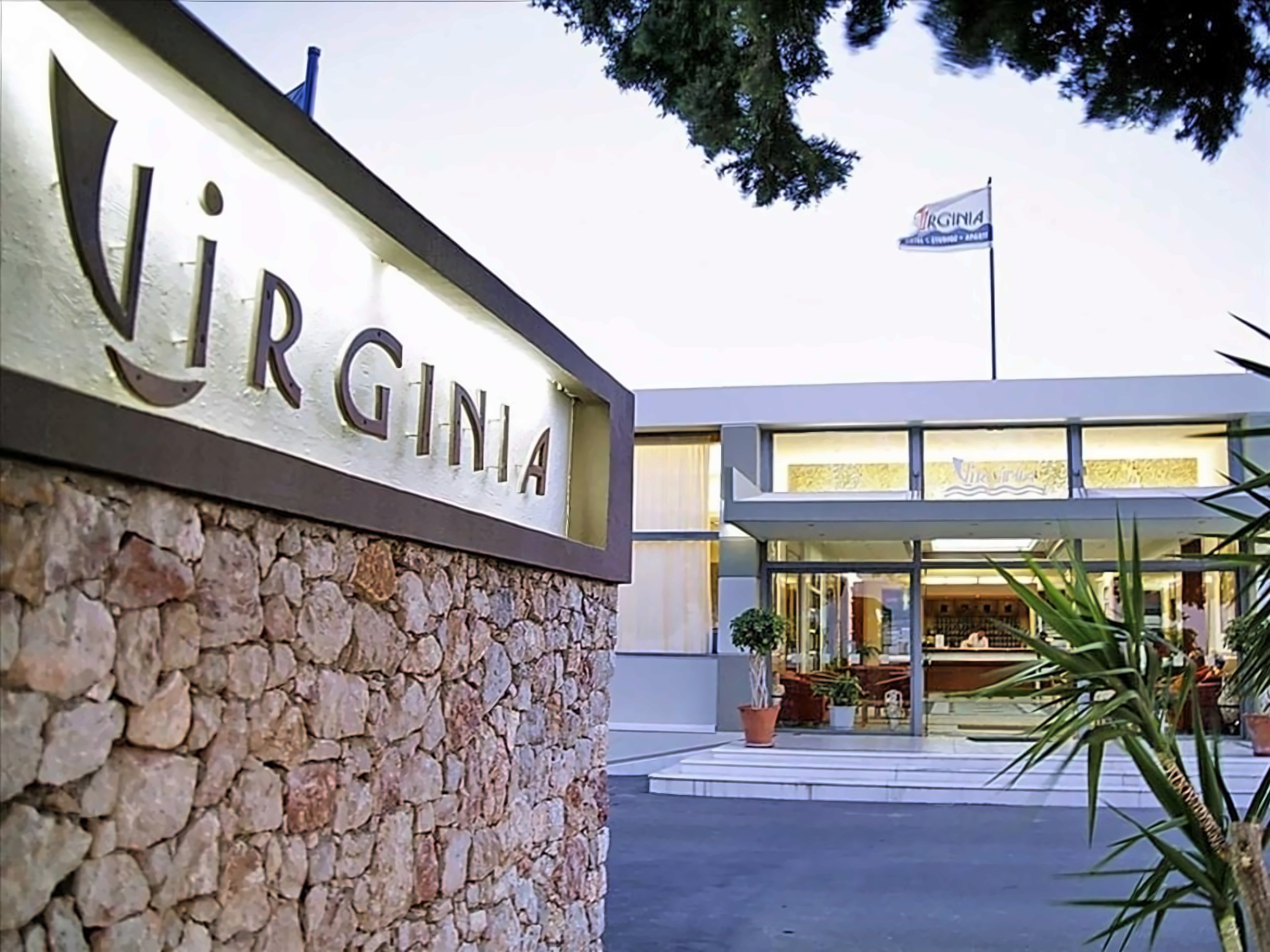 Virginia Hotel photo 3