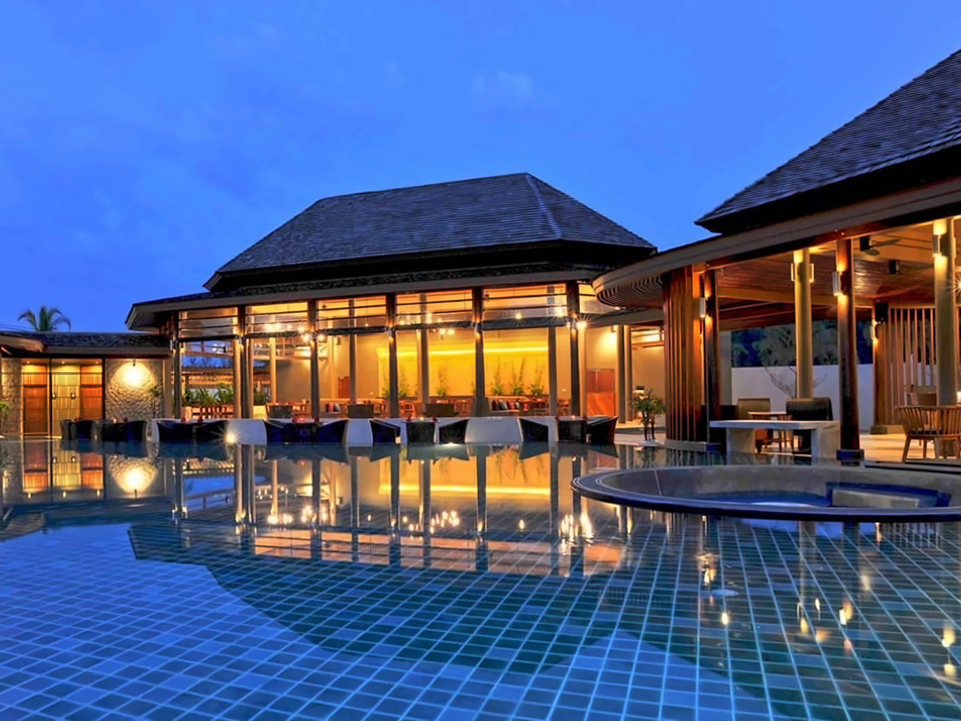 Apsara Beachfront Resort & Villas photo 2