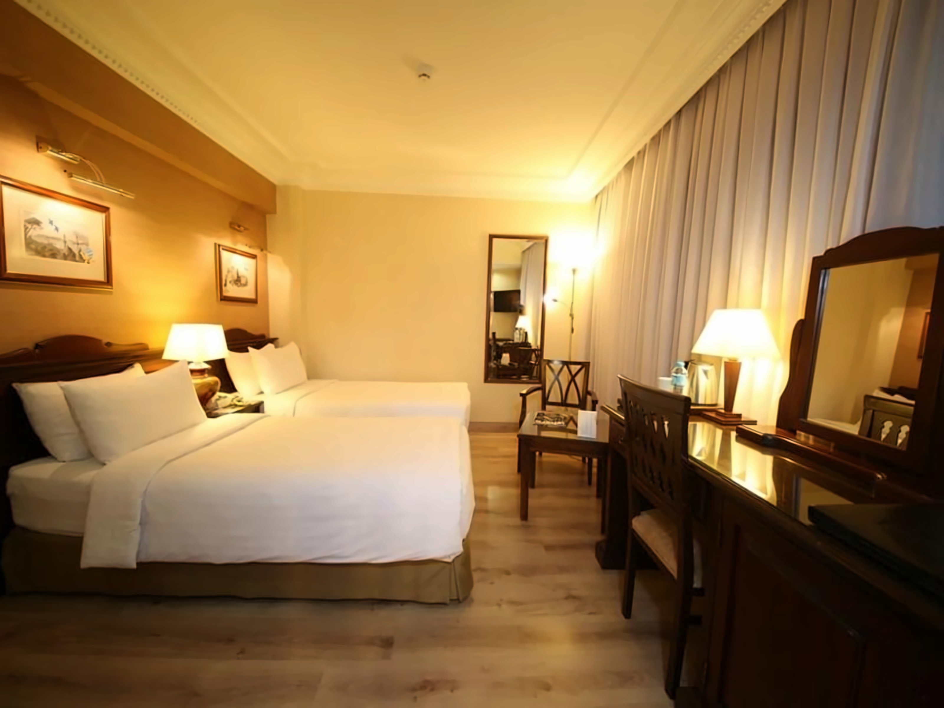 Cartoon Hotel photo 2