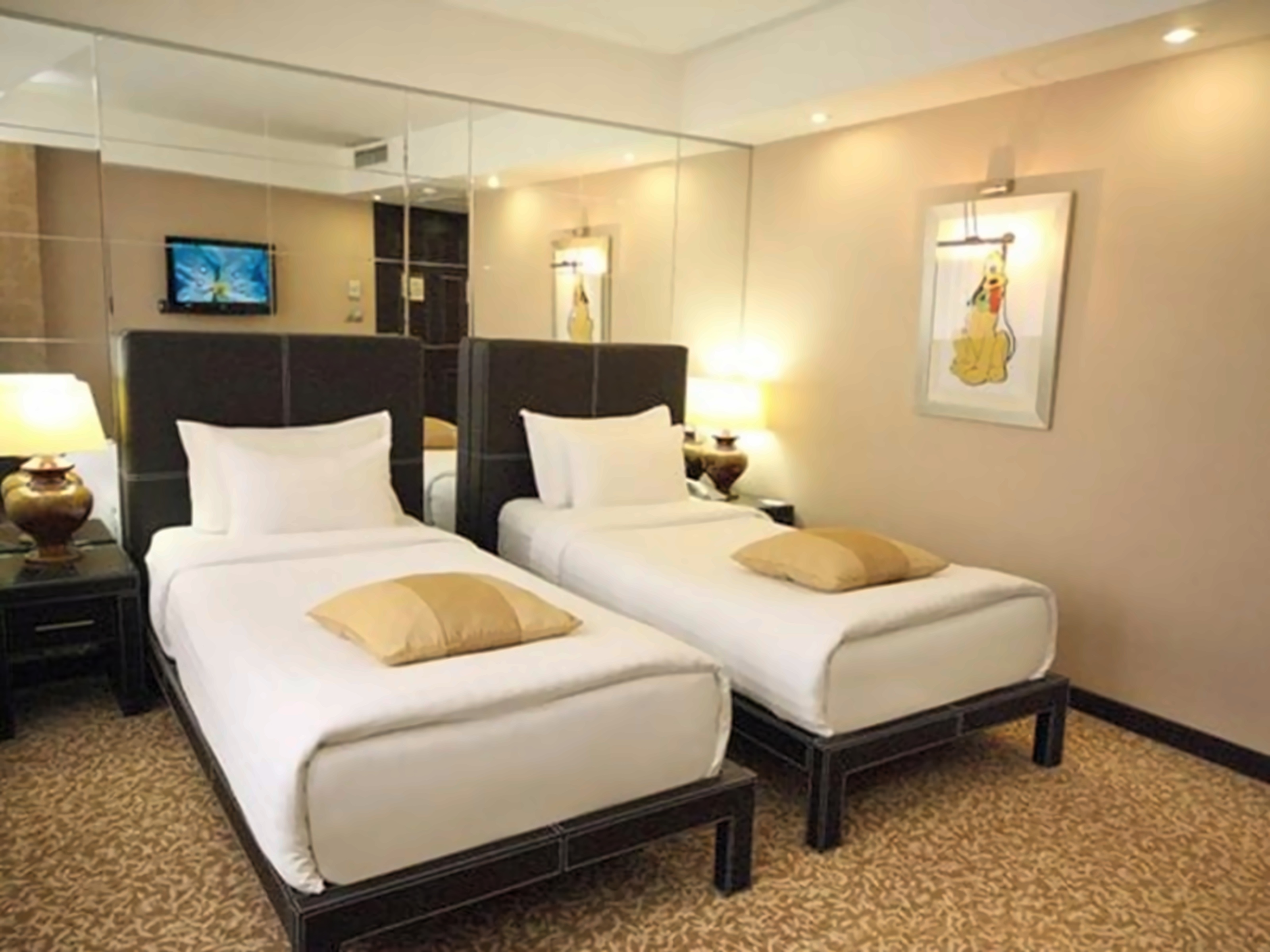 Cartoon Hotel photo 4