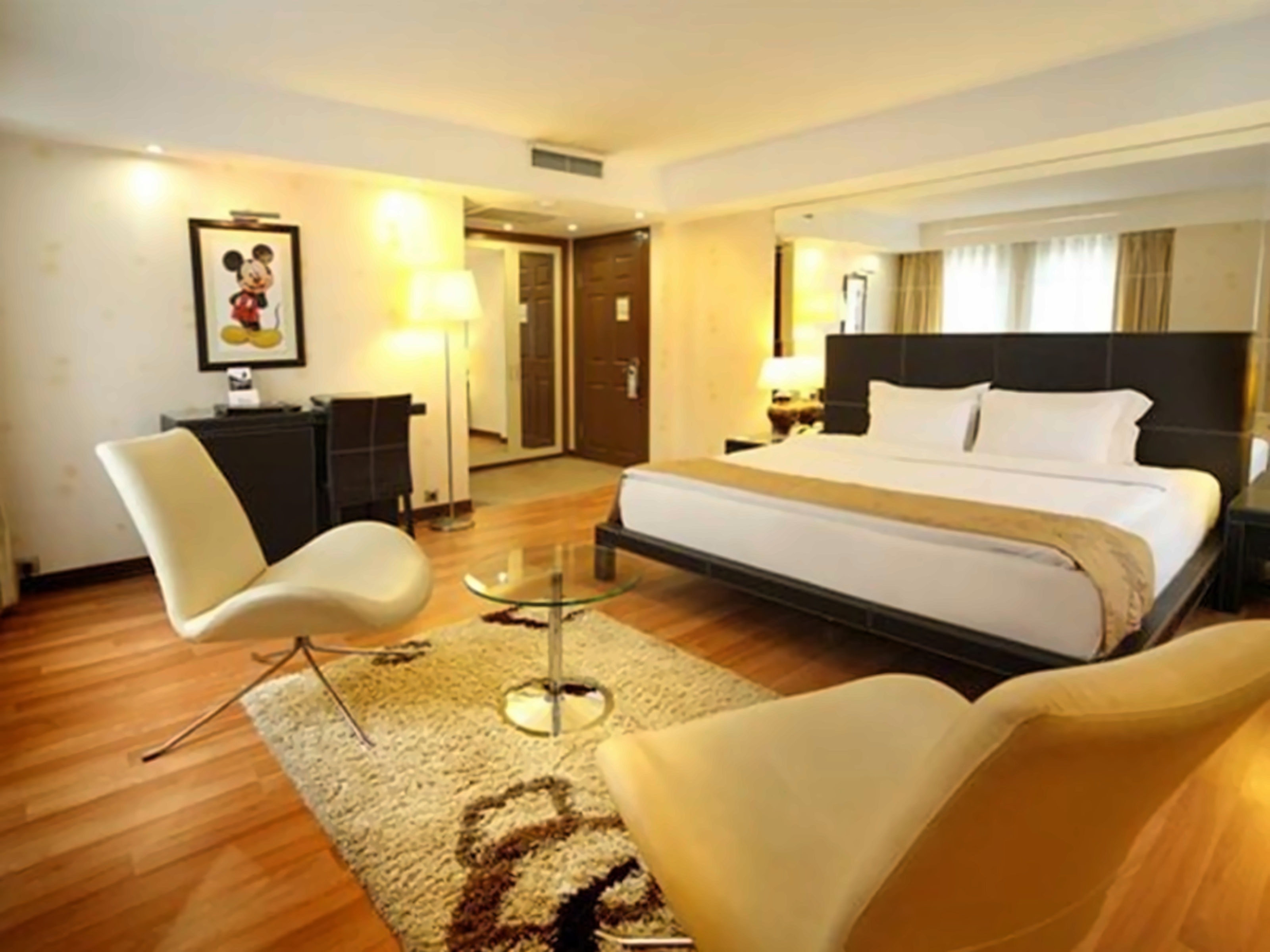 Cartoon Hotel photo 5