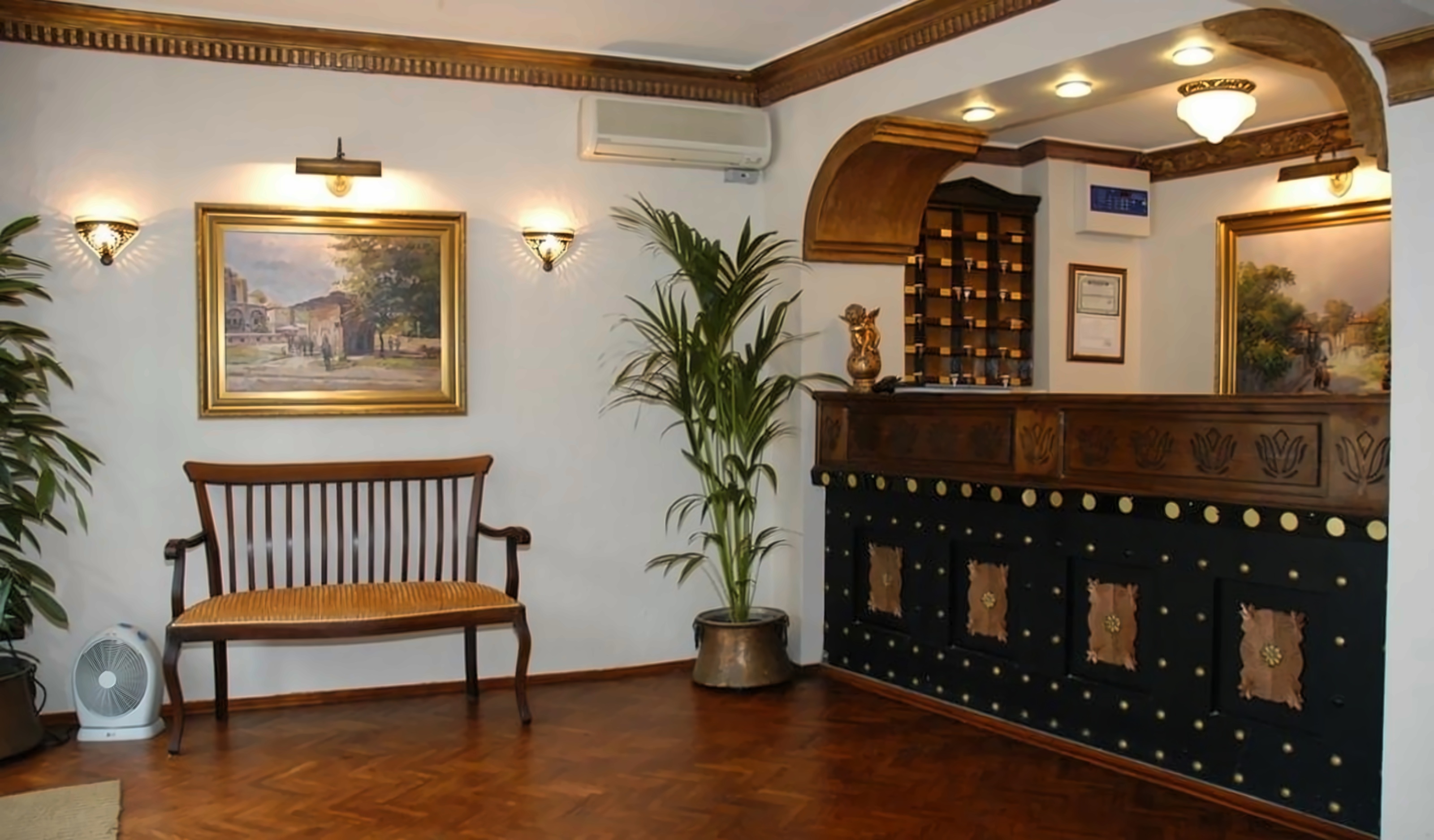 Megara Palace Hotel Poză 4