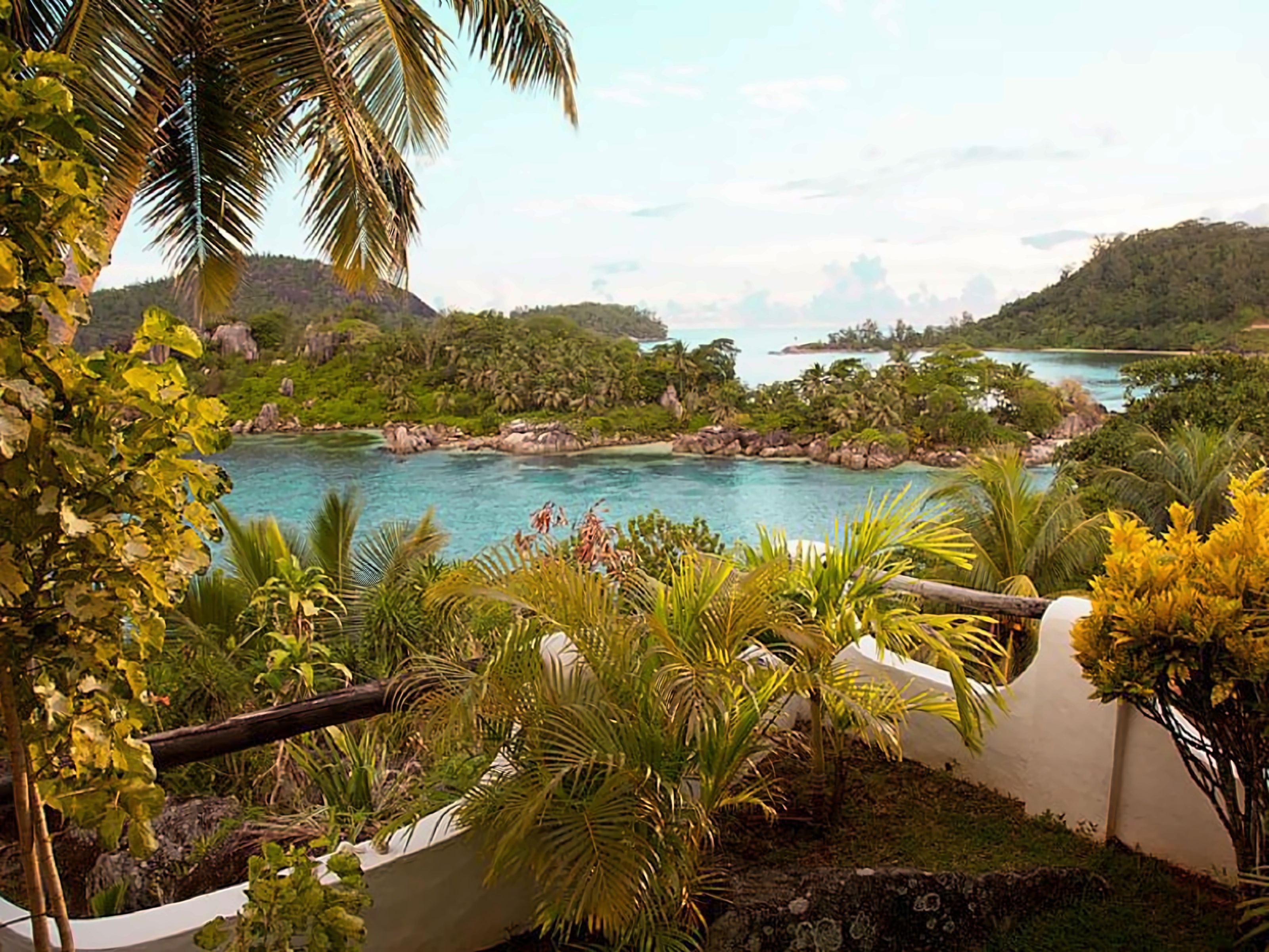EDEN'S HOLIDAY VILLAS pilt 7