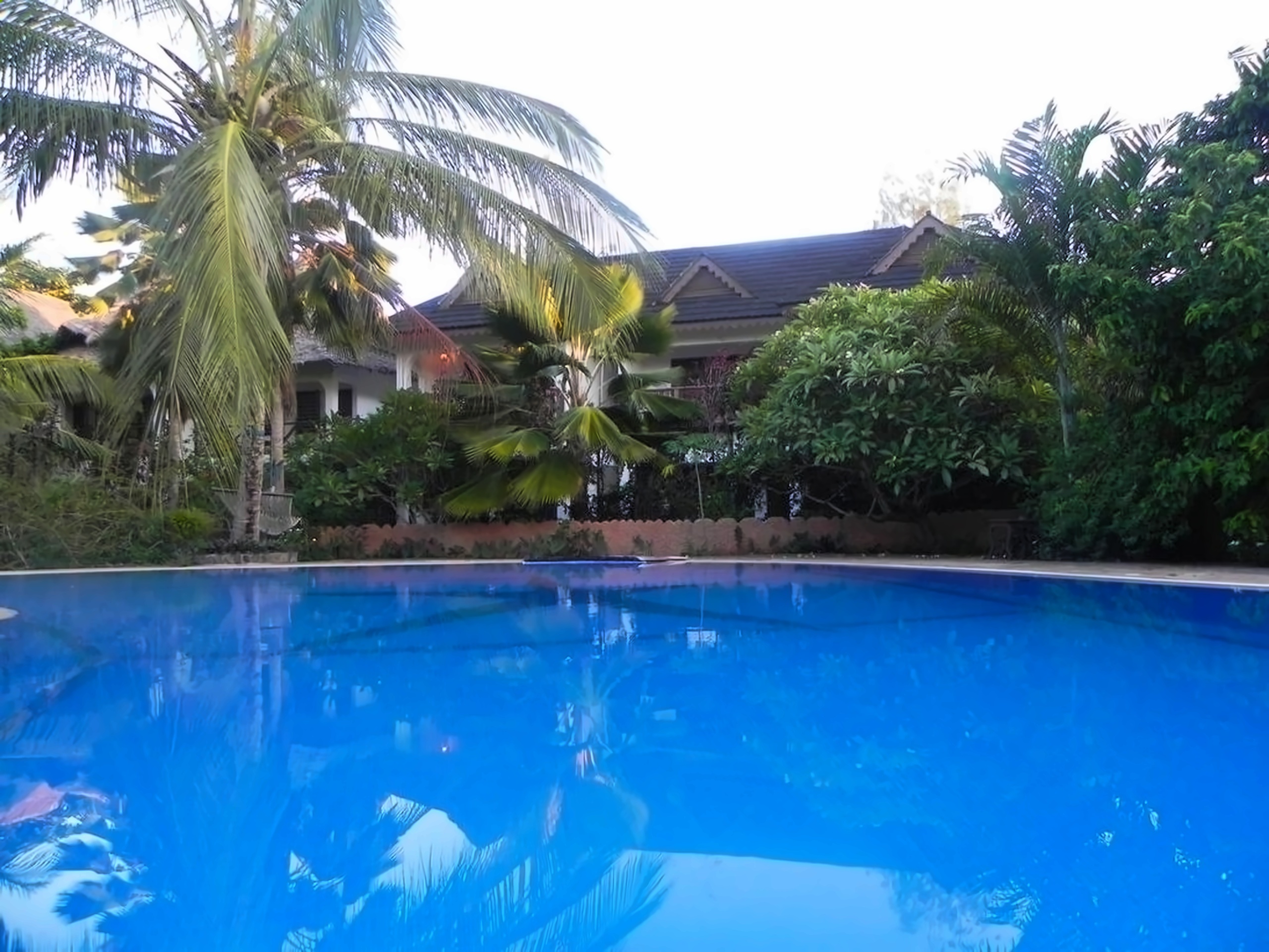 Langi Langi Beach Bungalows photo 2
