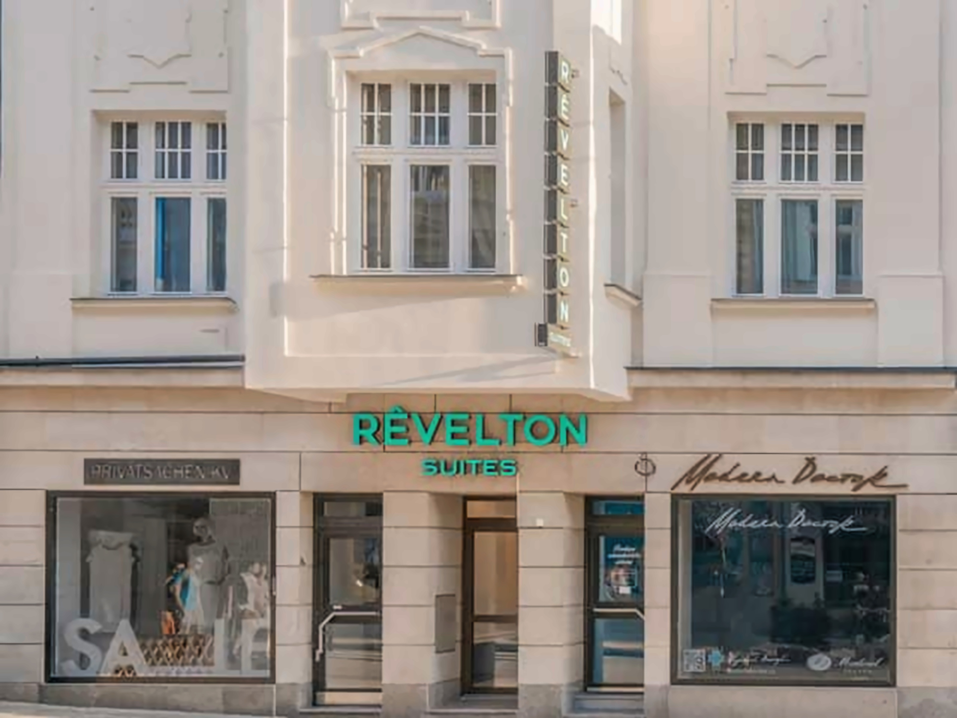 Revelton Suites pilt 1