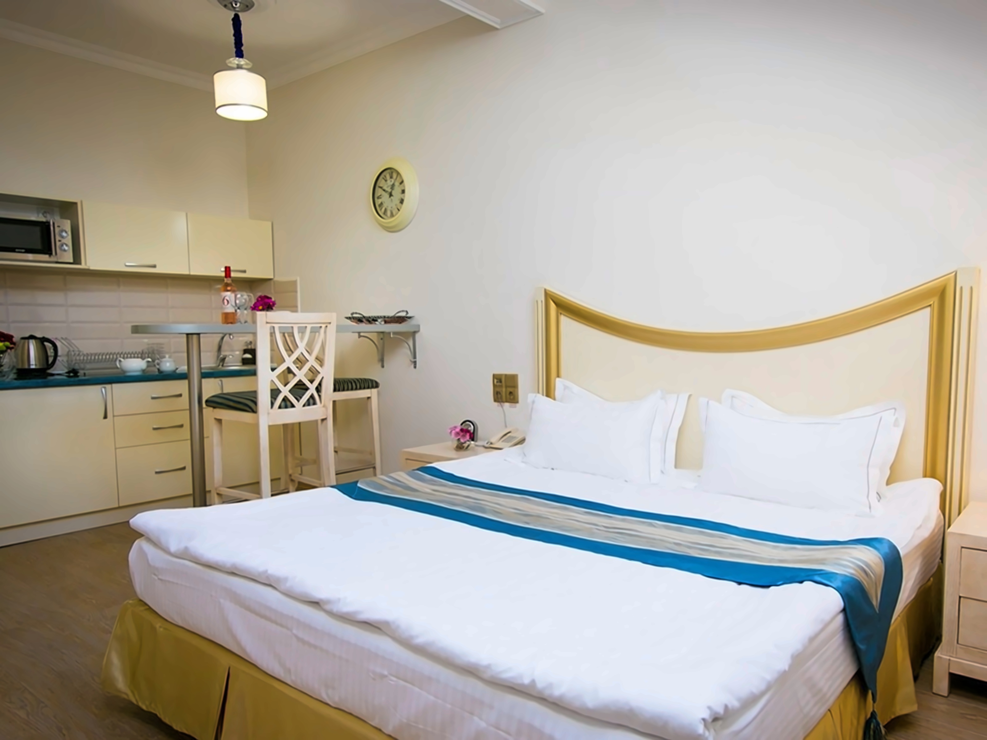 Metro Hotel Apartments photo 5