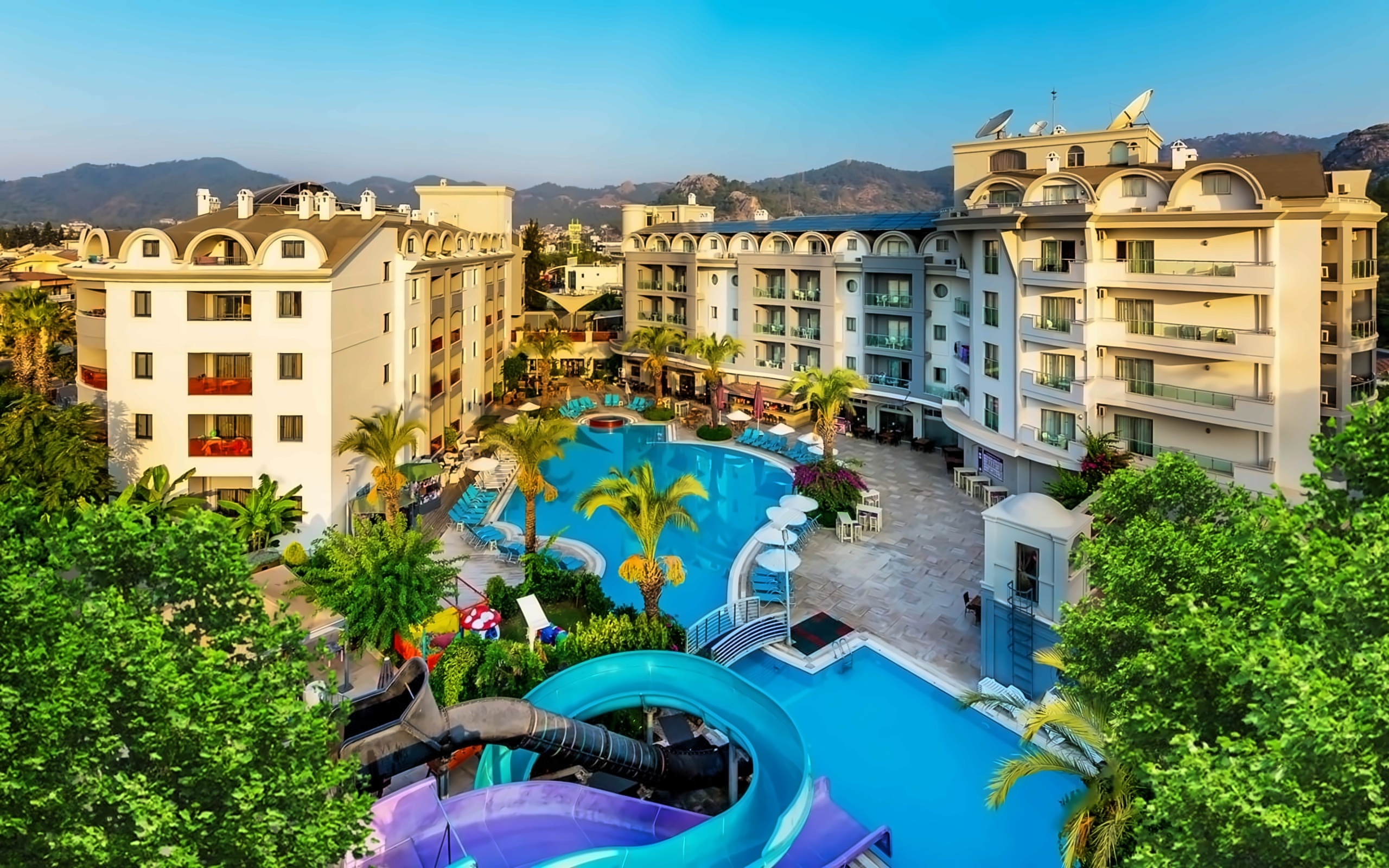 Cosmopolitian Resort Hotel photo 3