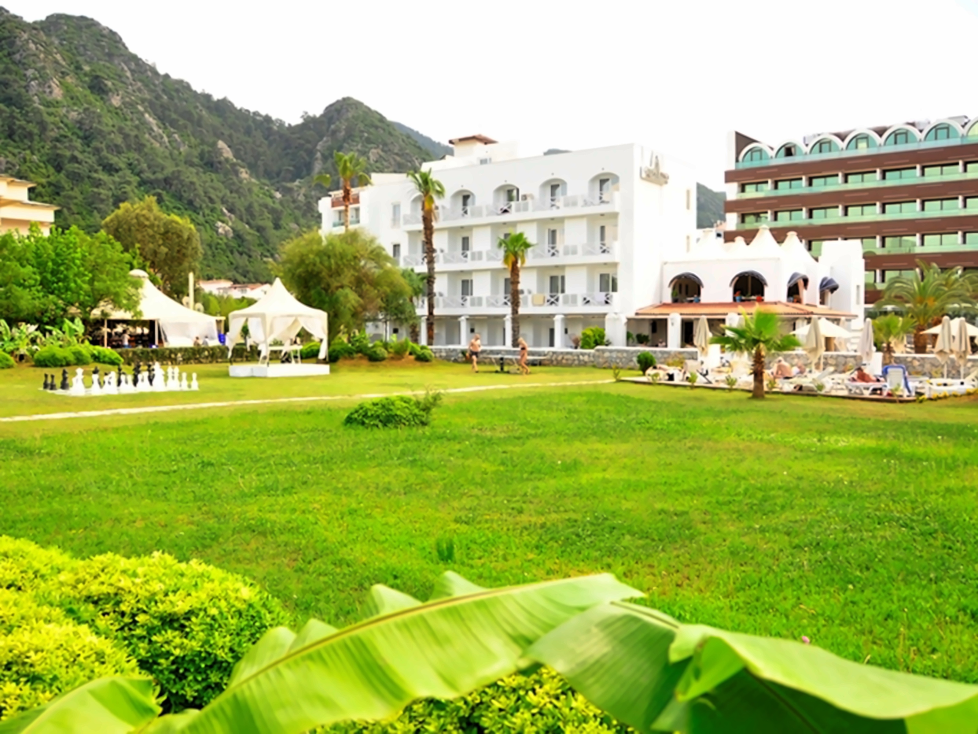 Casa Blanca Beach Hotel photo 2