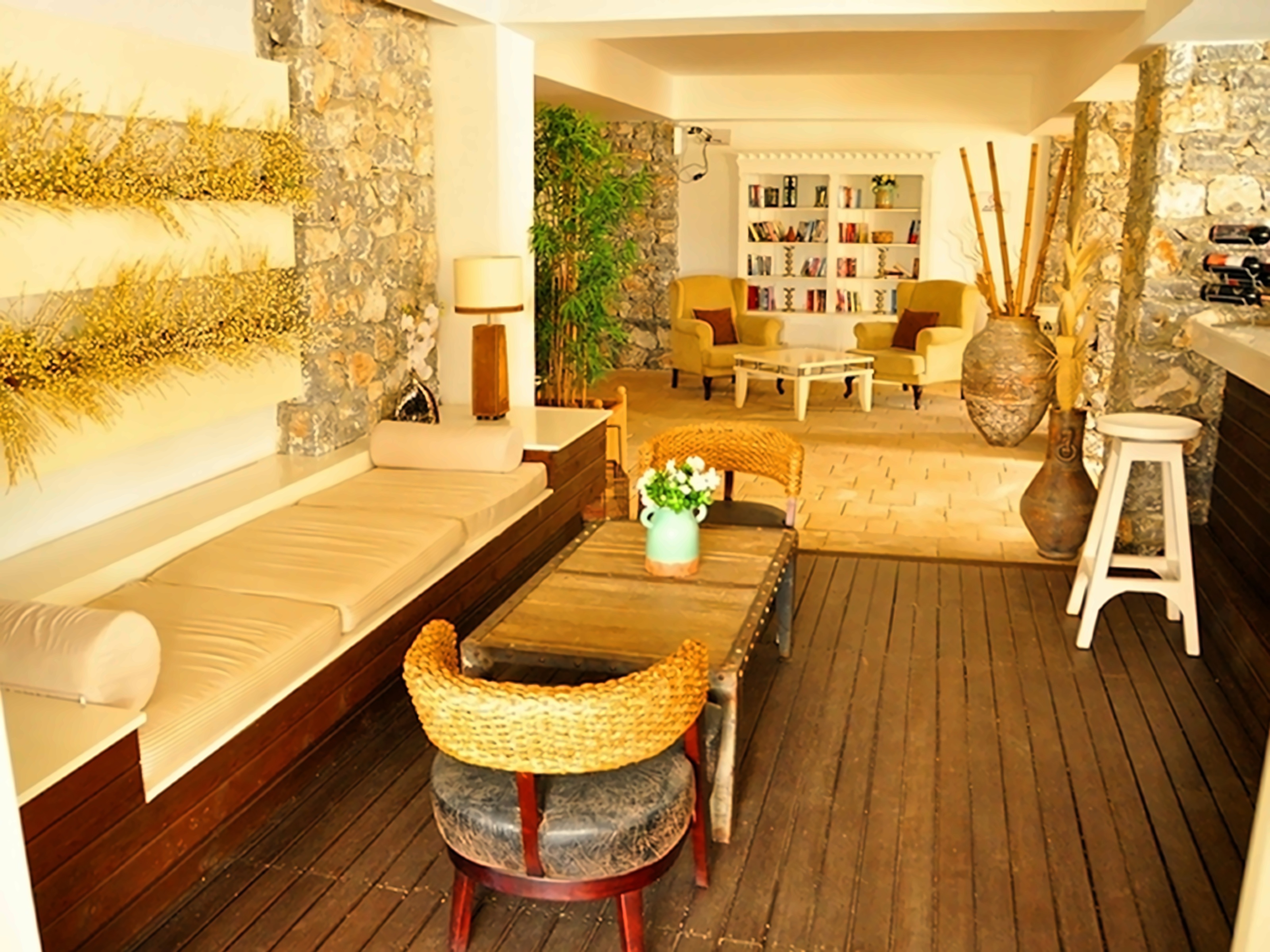 Casa Blanca Beach Hotel photo 3