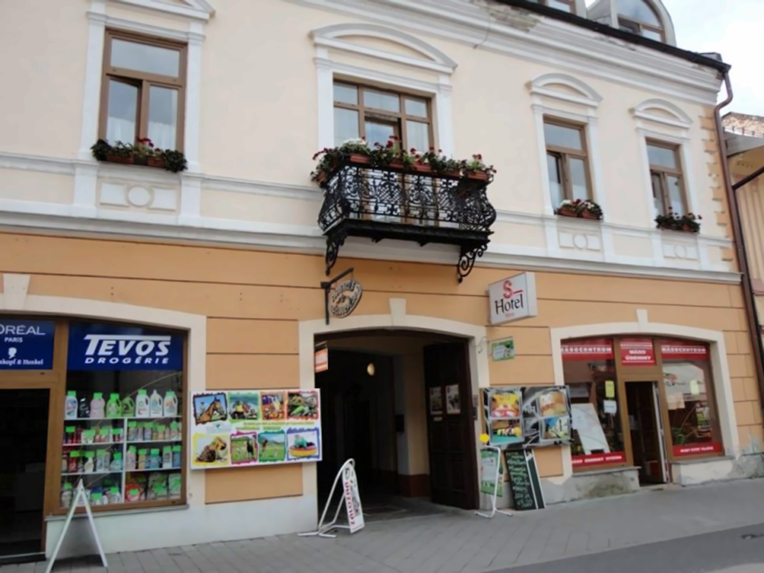 Steve City Hotel pilt 3