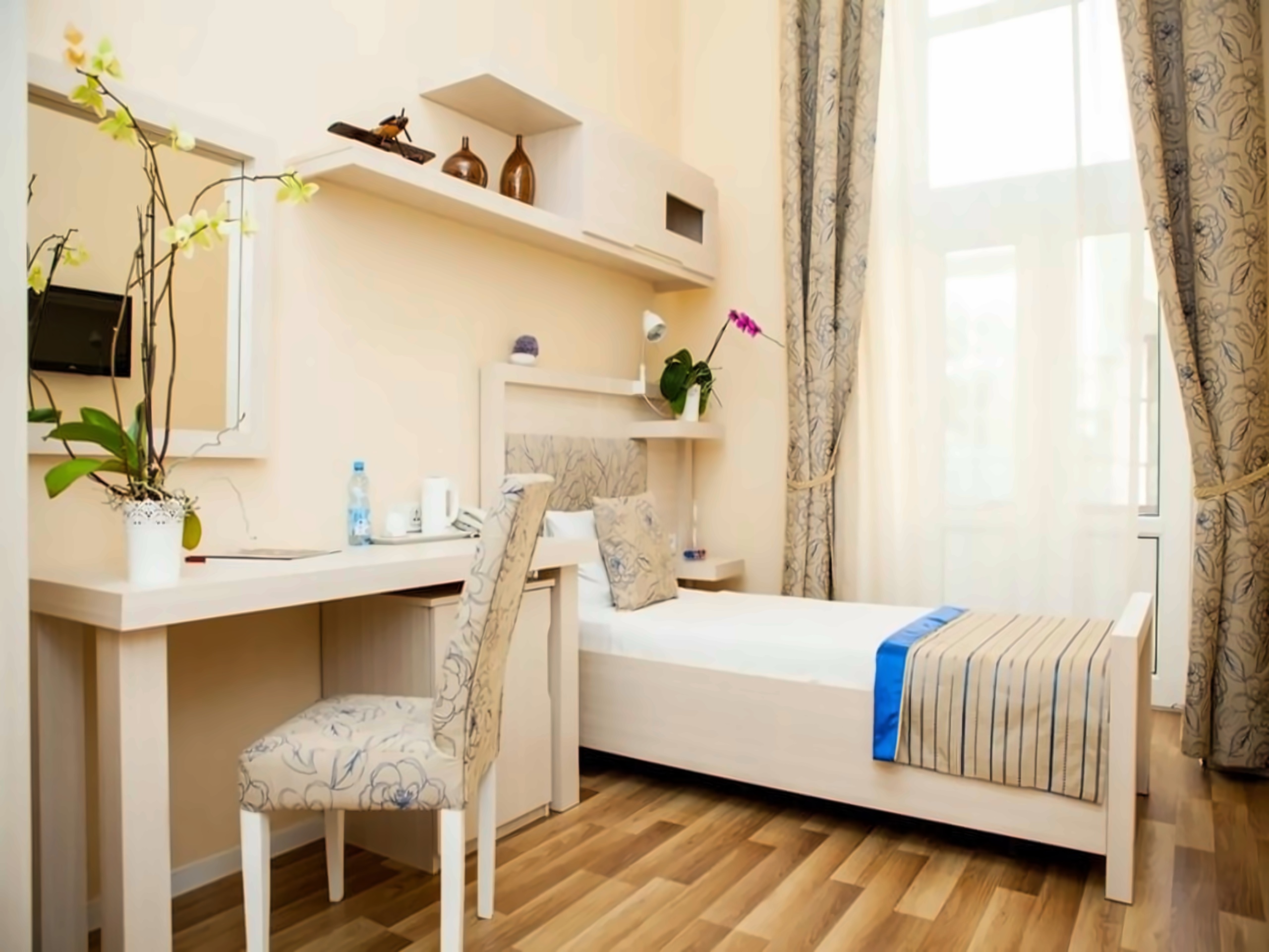 Bristol Hotel photo 3