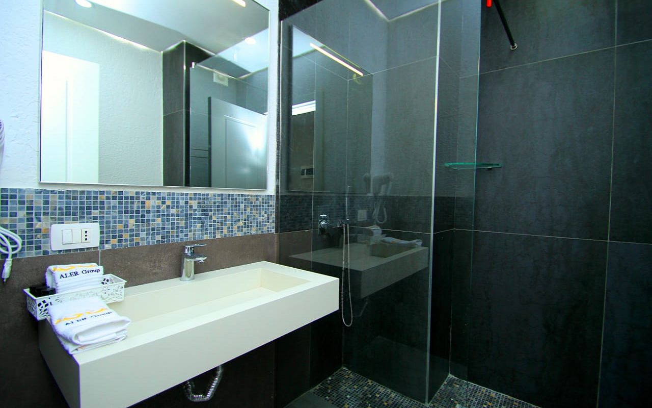 Aler Grand Hotel Vlora photo 26