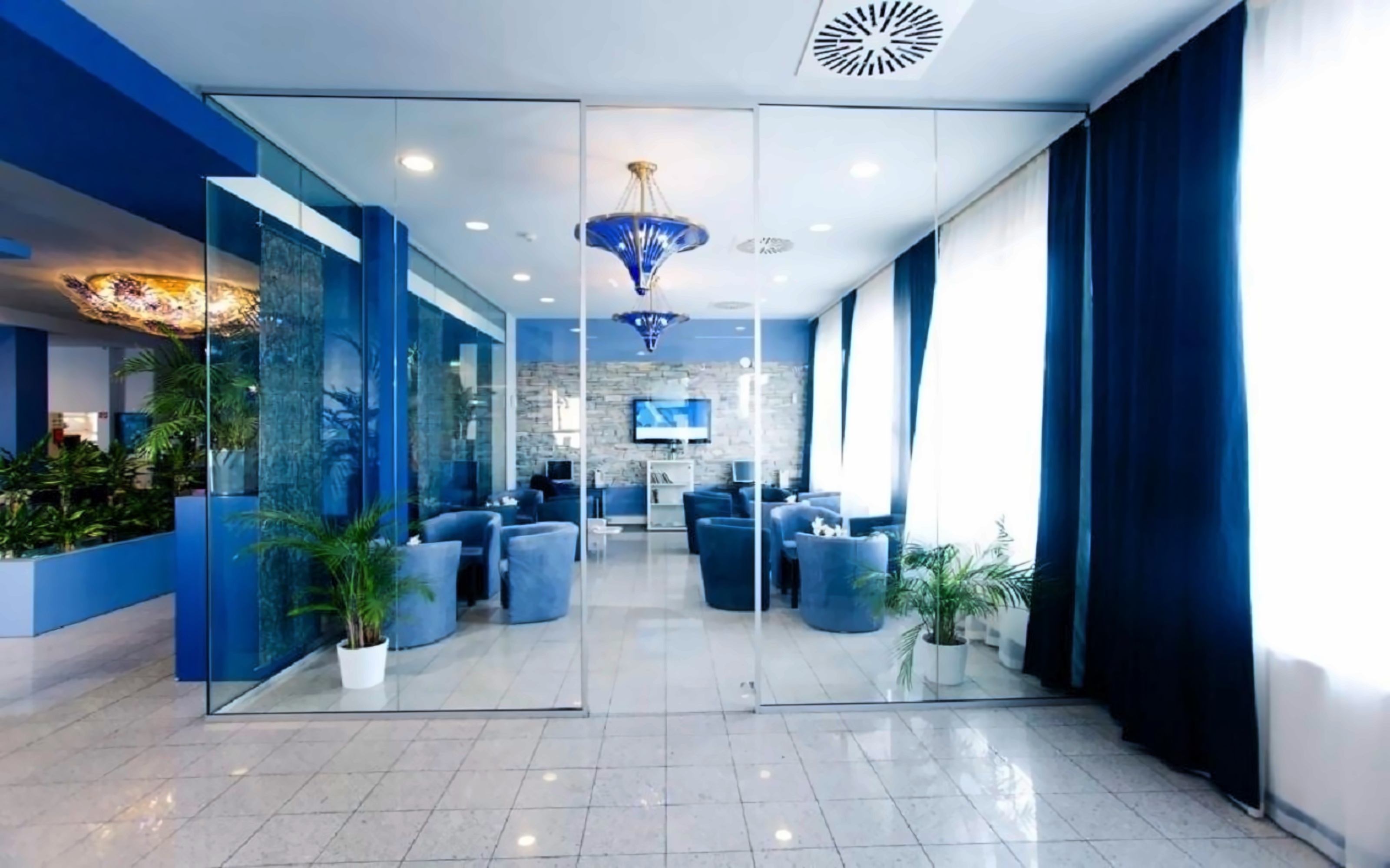 Lenas Donau Hotel photo 5
