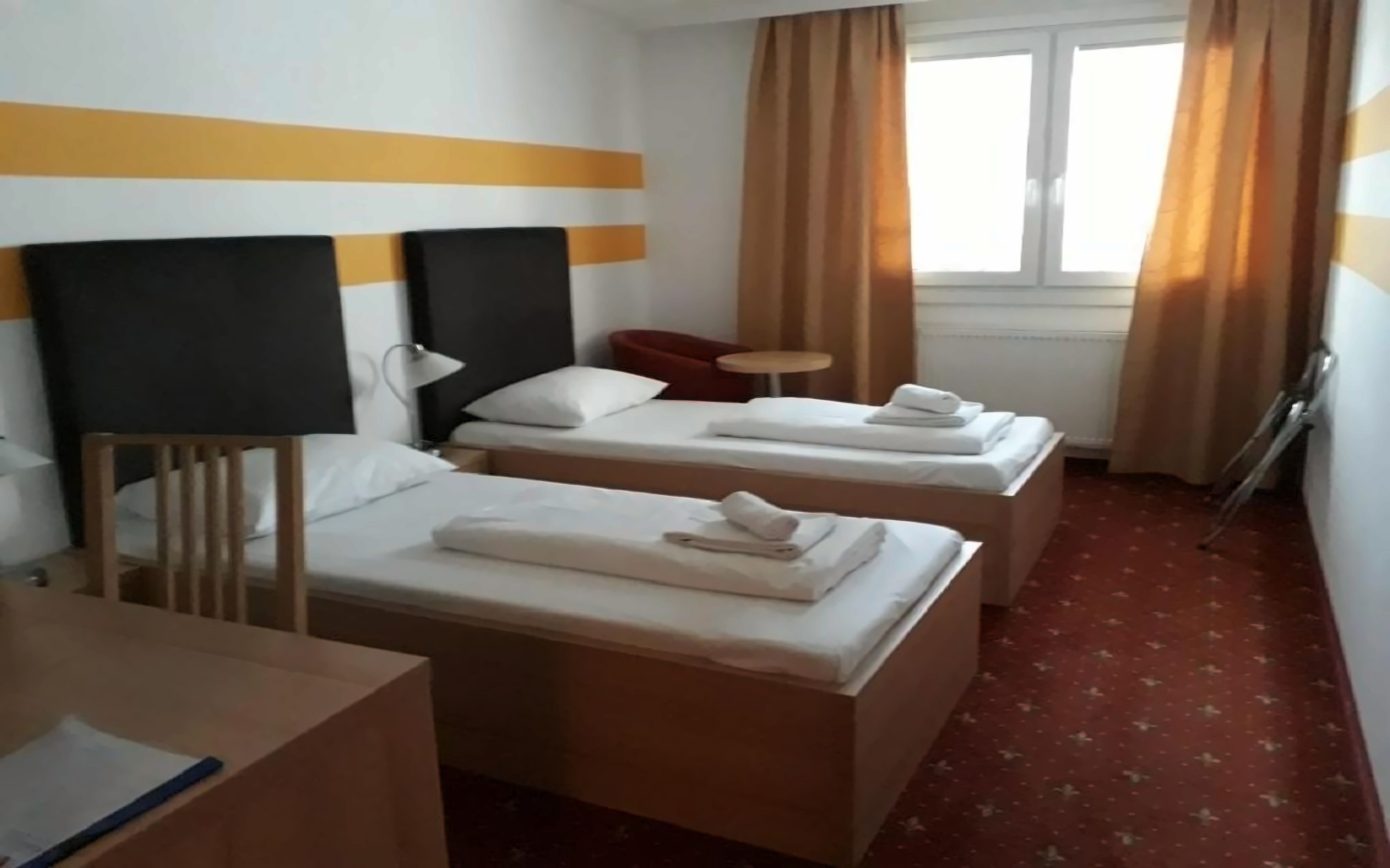 Lenas Donau Hotel photo 17