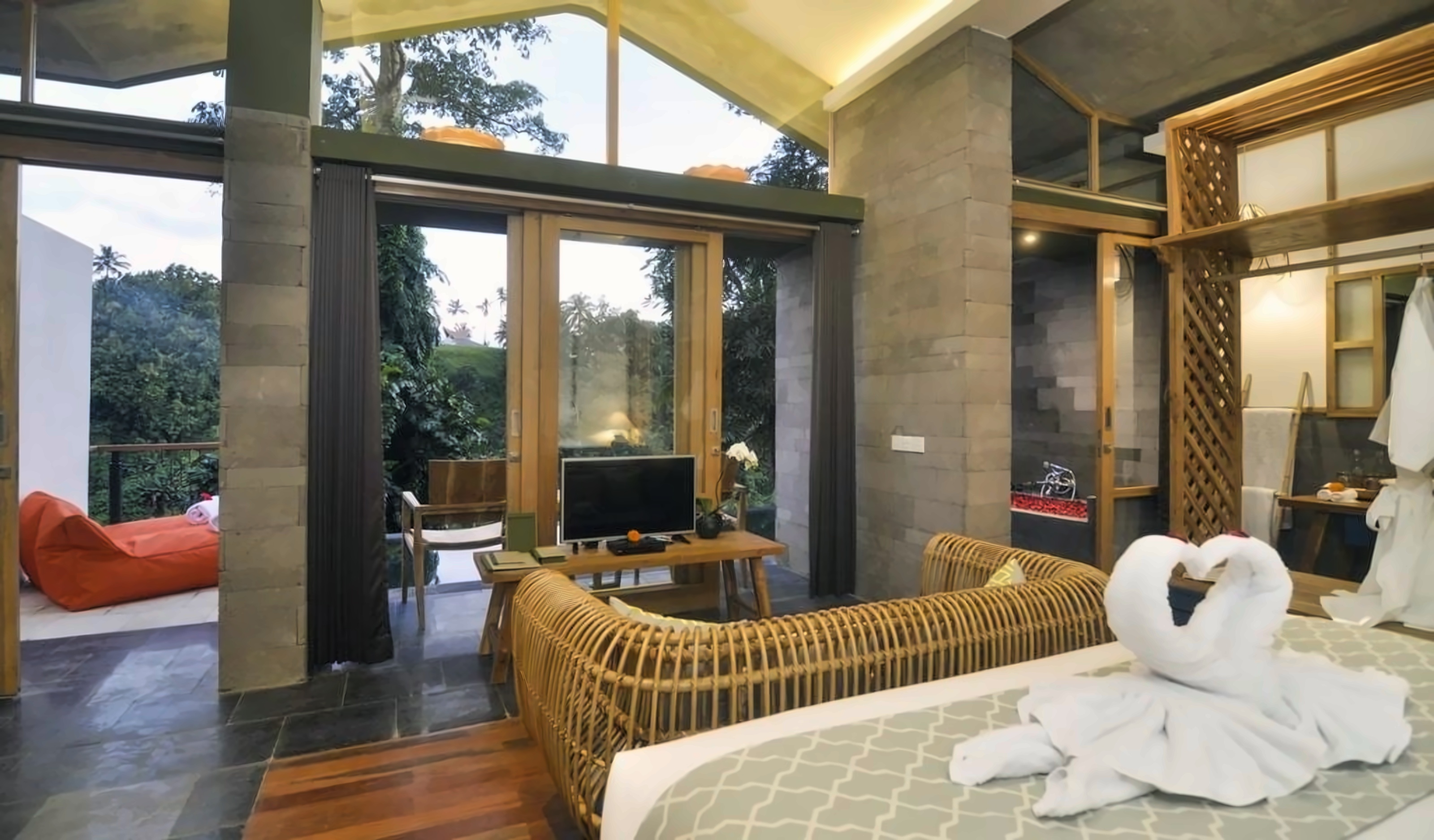 Amora Ubud Boutique Villa photo 10