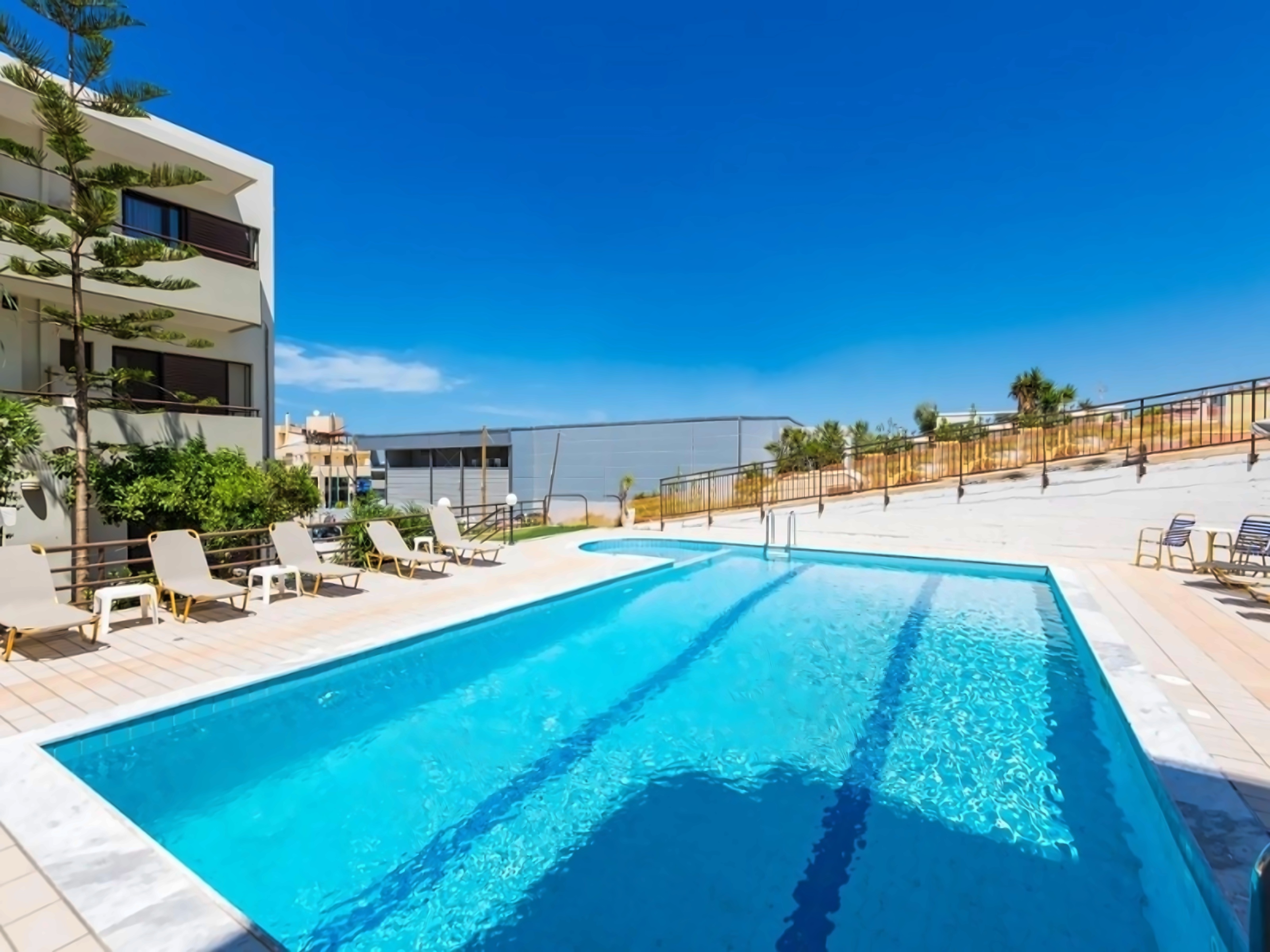 Eltina Hotel photo 3