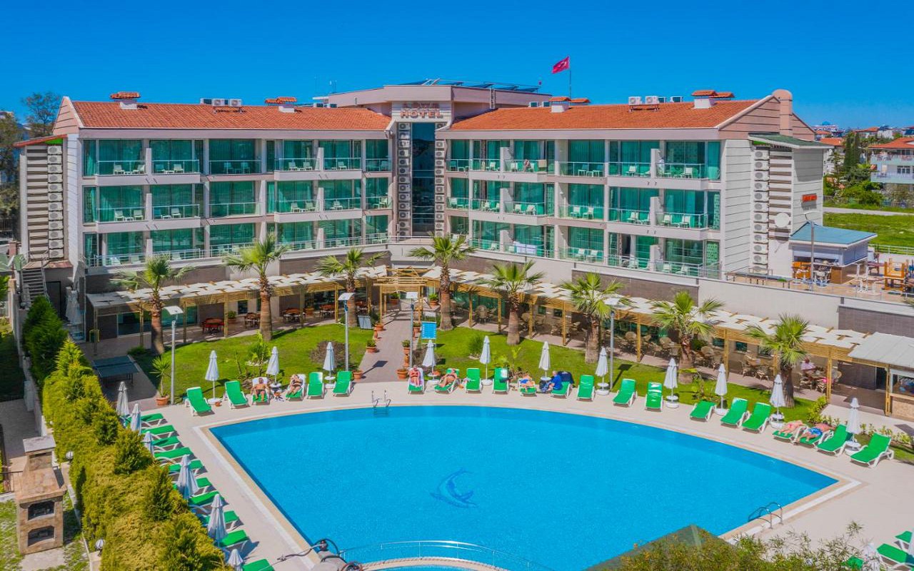 Lowe Hotel Side pilt 2