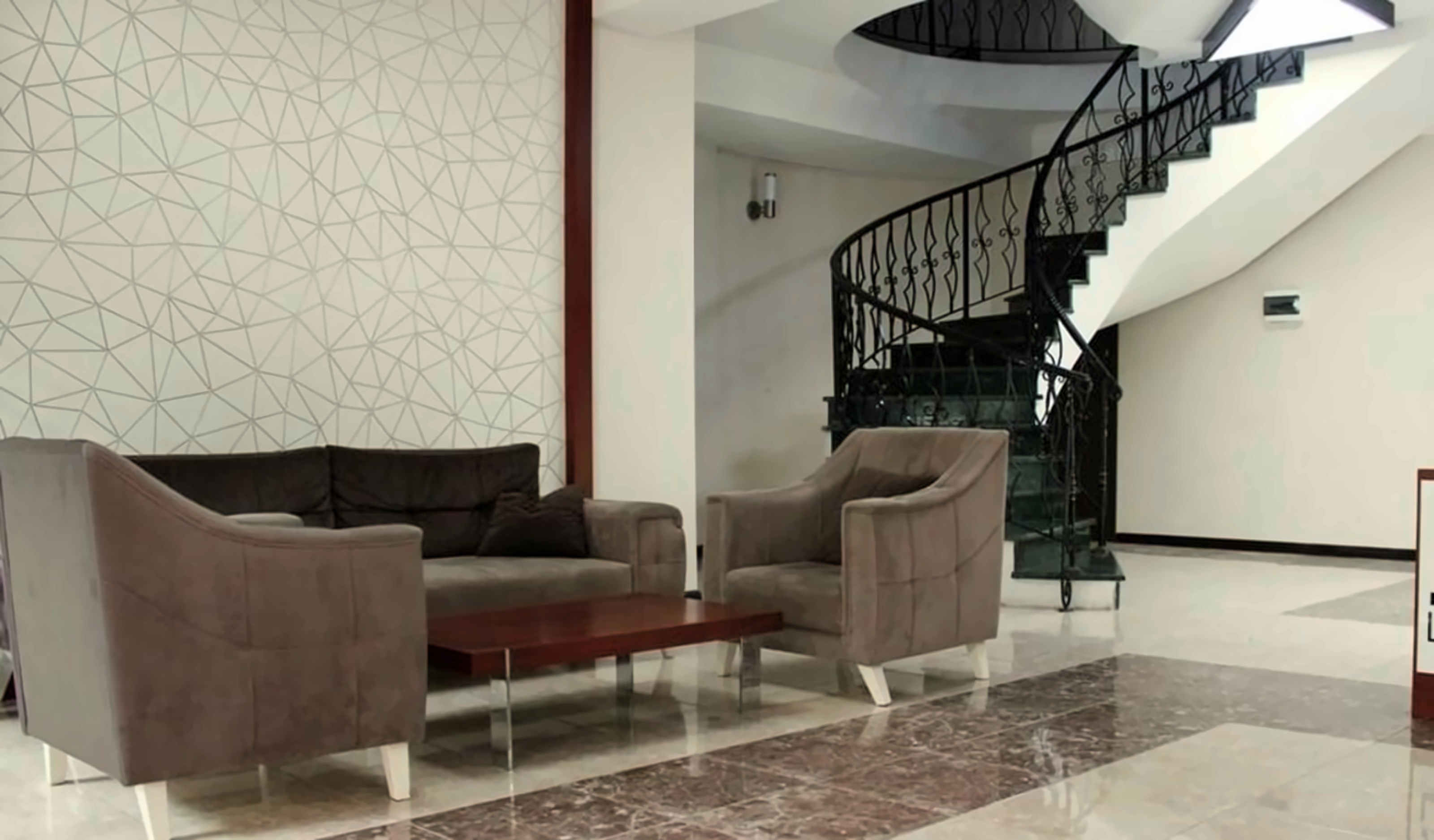 The One Hotel pilt 2