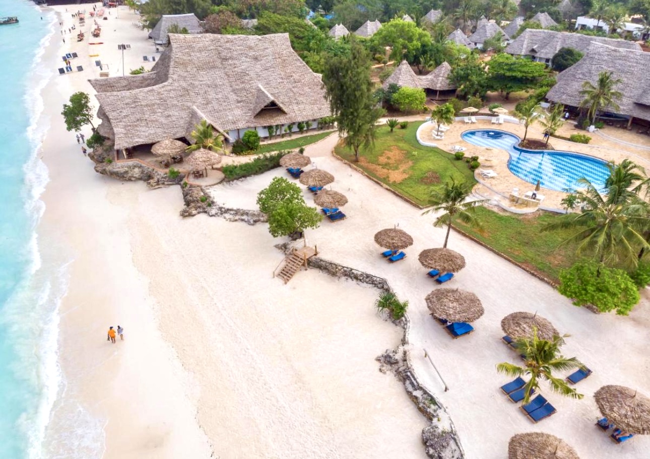 Sandies Baobab Beach photo 5