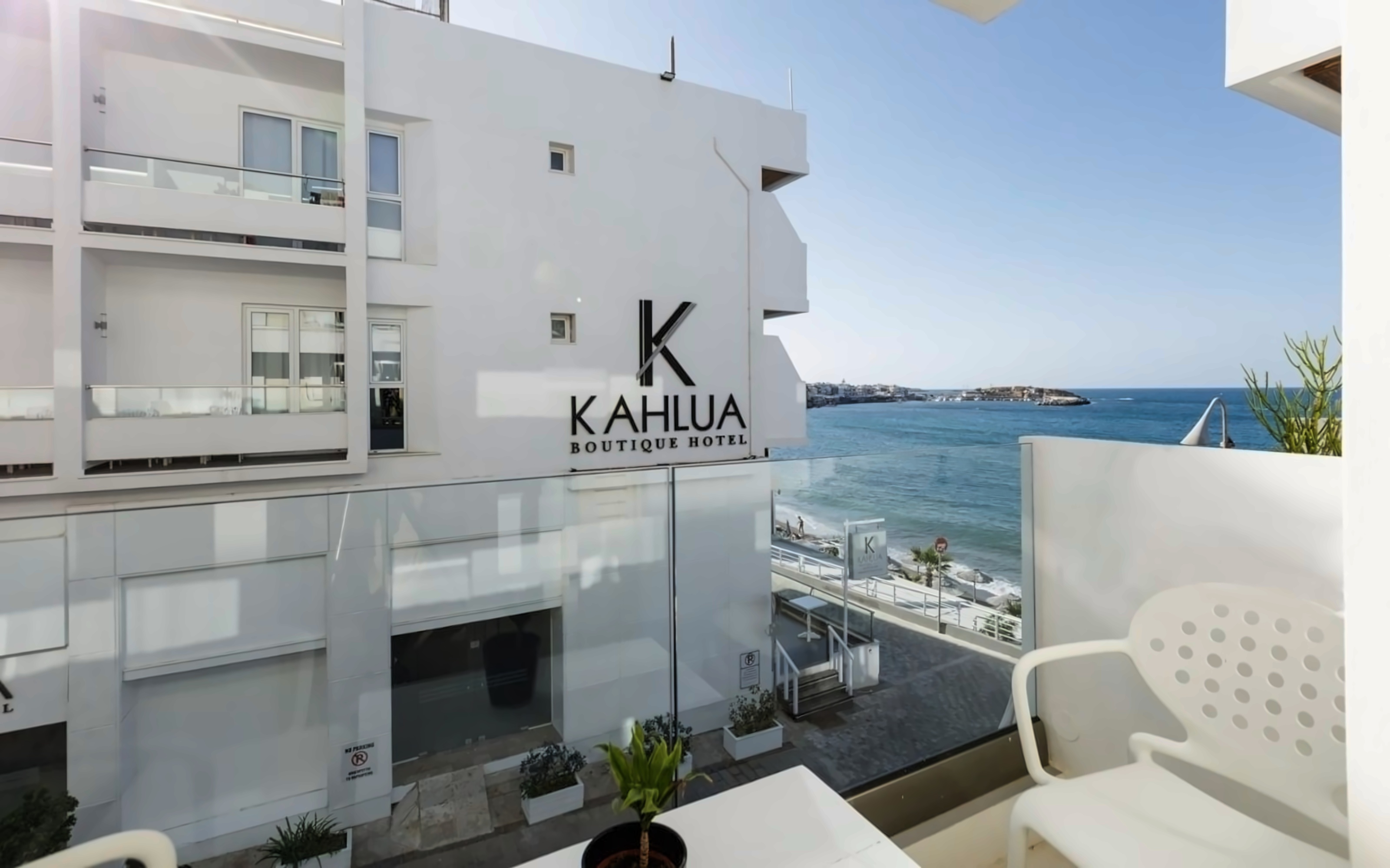 Kahlua Hotel & Suites photo 1