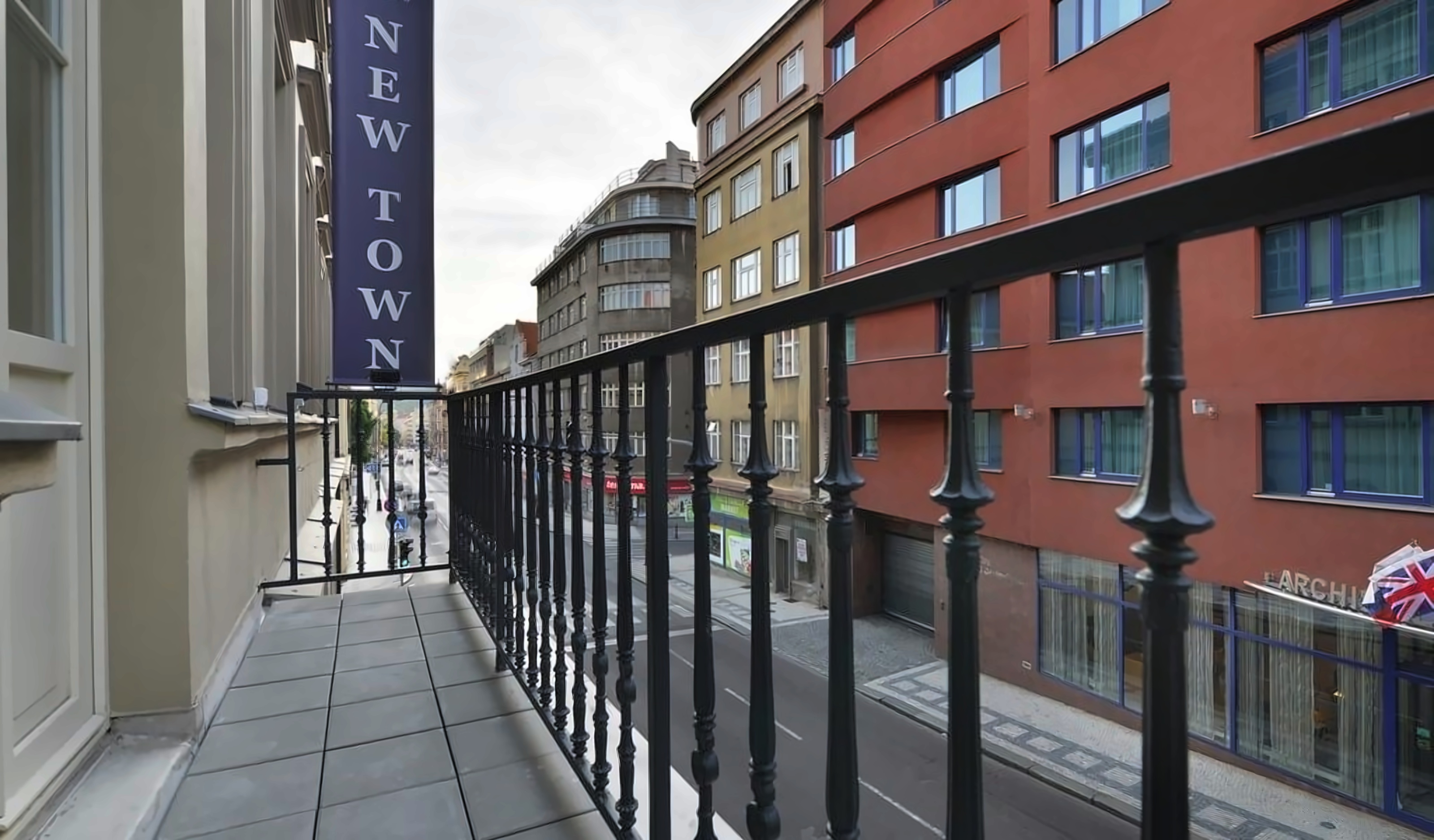 New Town photo 14