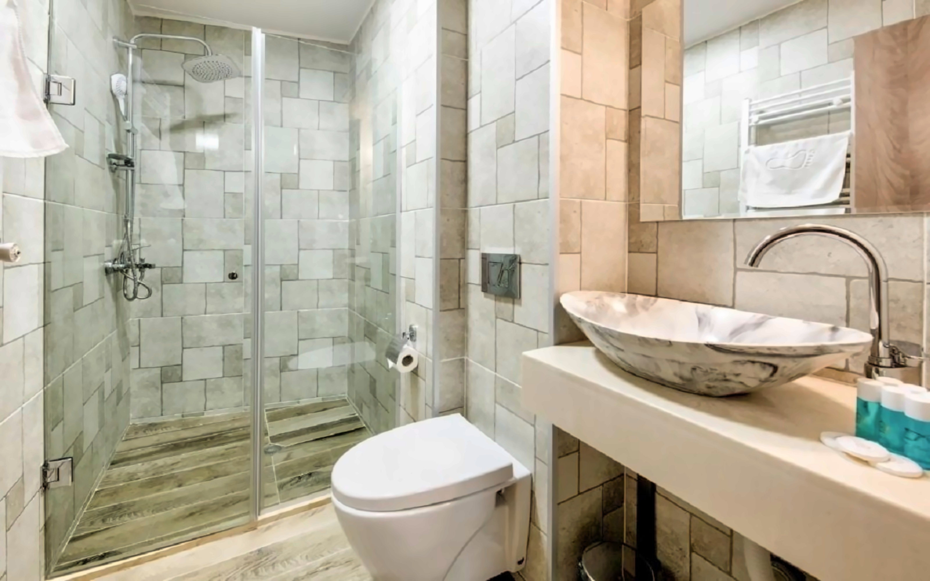 Gallery Inn photo 6
