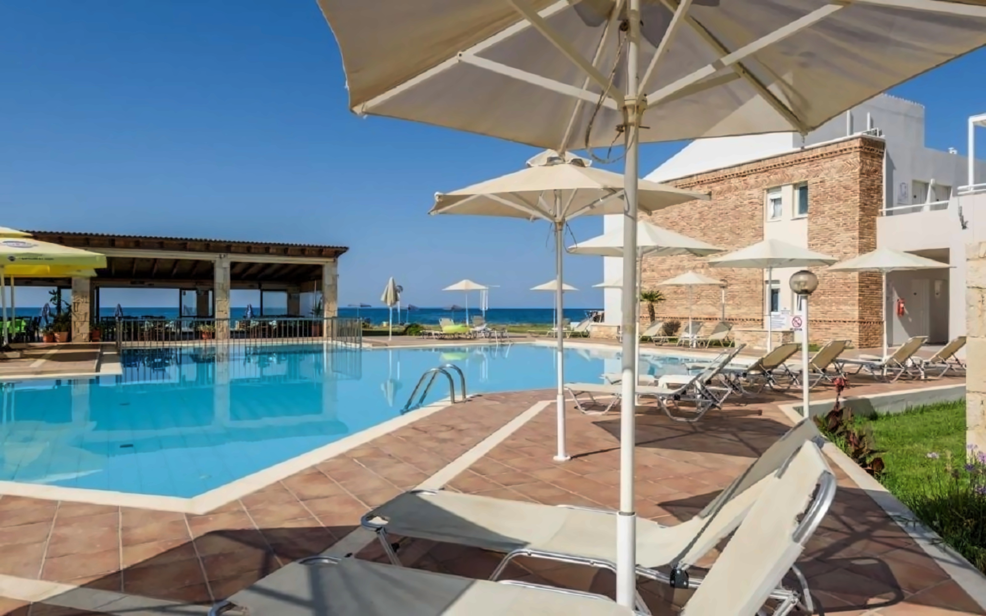 Kostakis Beach Apartments photo 2