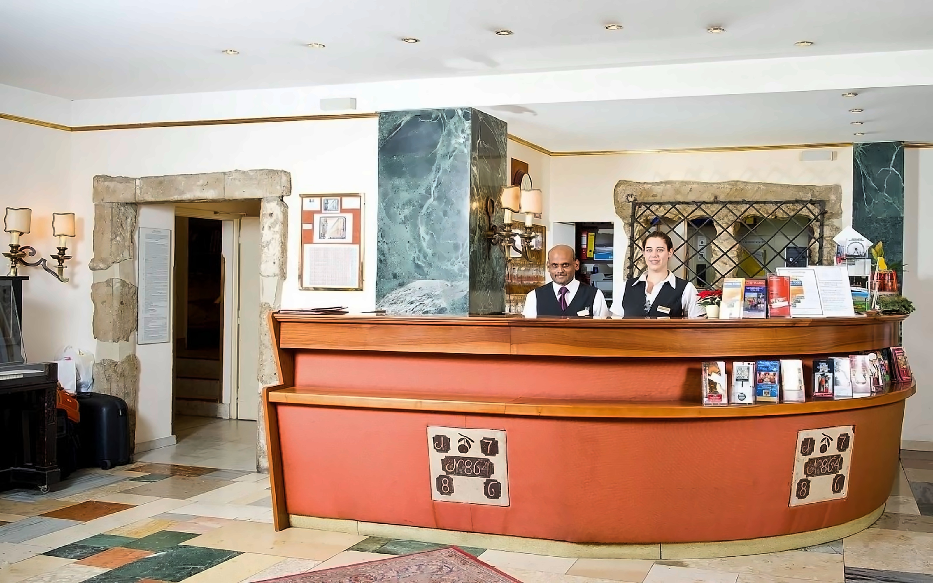 Royal Hotel photo 4