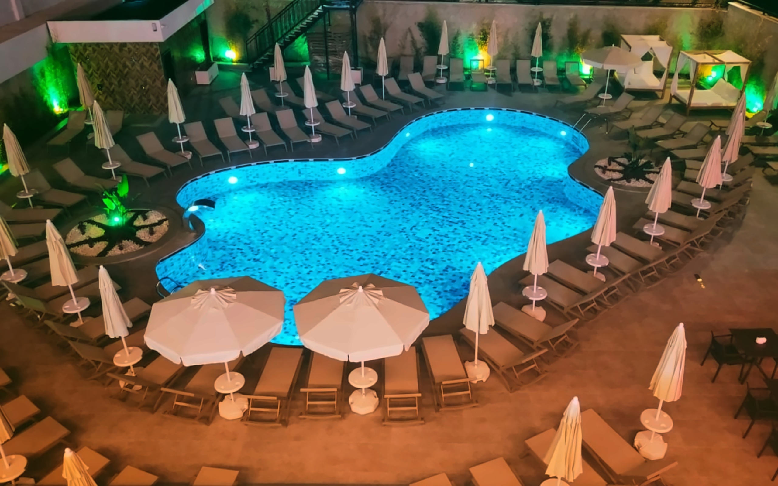 Side Zeugma (Adults Only +16) pilt 7