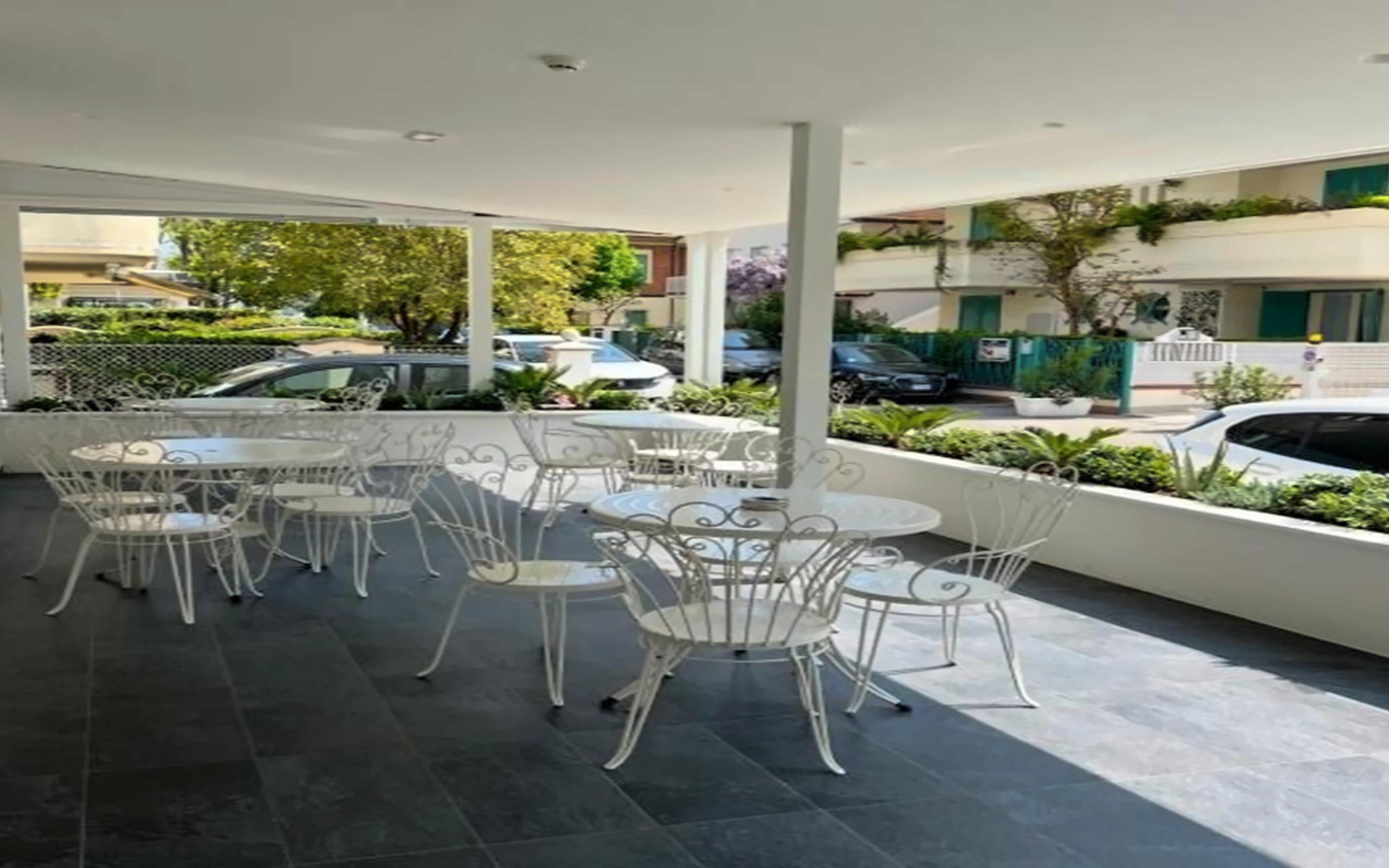 Hotel Exclusive photo 3