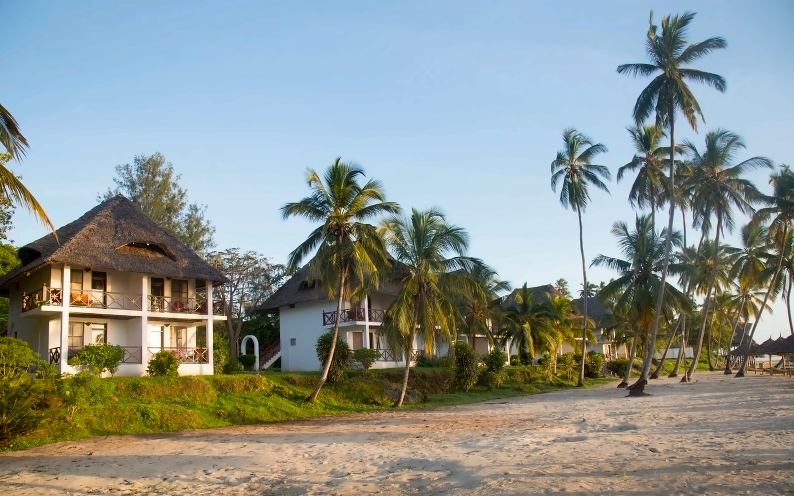 Antonio Beach Hotel & Spa photo 1