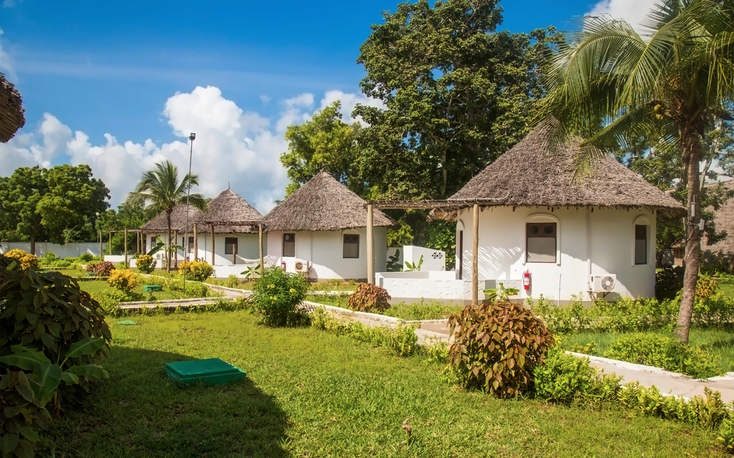 Antonio Beach Hotel & Spa photo 4