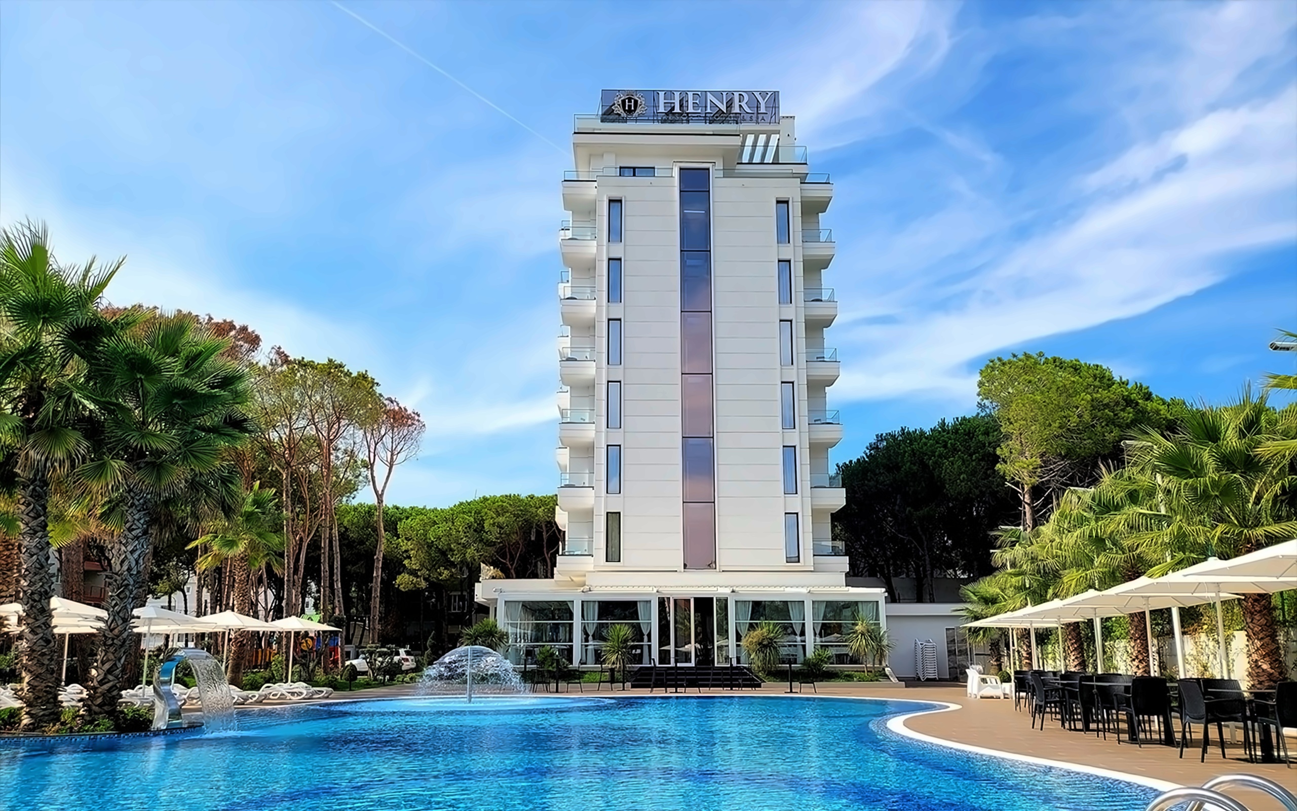 Henry Resort & Spa Poză 5
