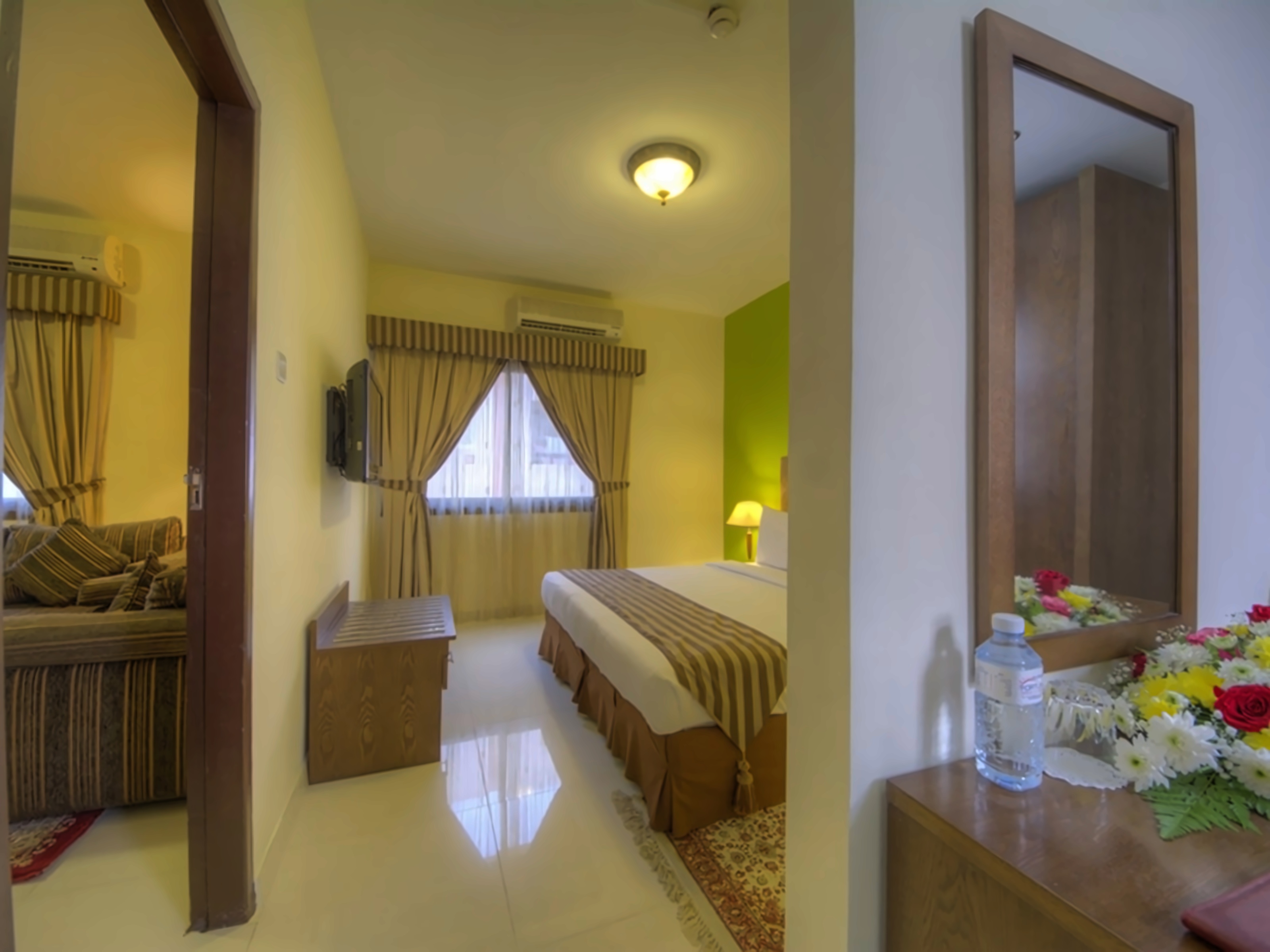 Hyde Park Hotel photo 5