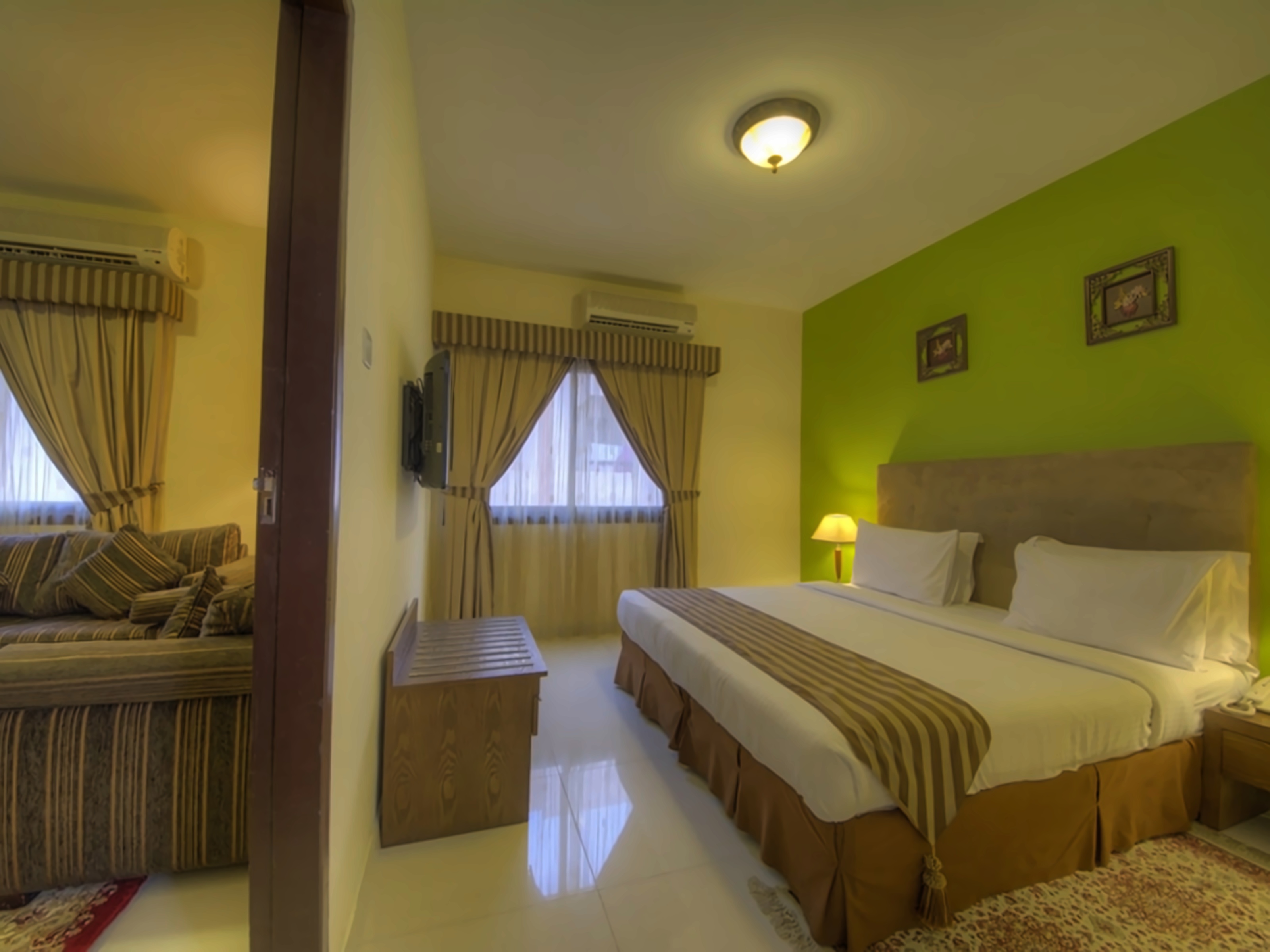 Hyde Park Hotel photo 6
