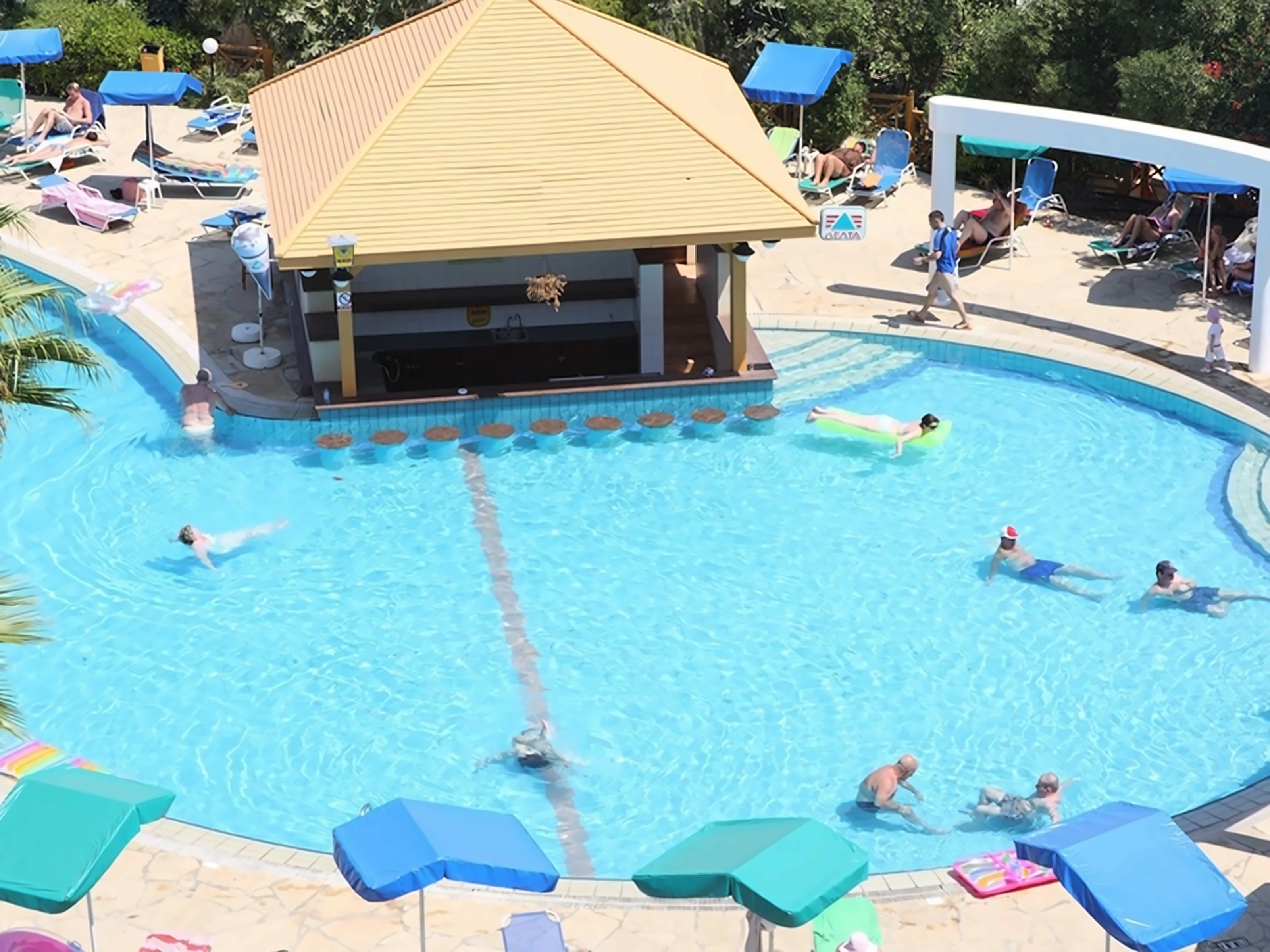 - Antigoni Hotel photo 3
