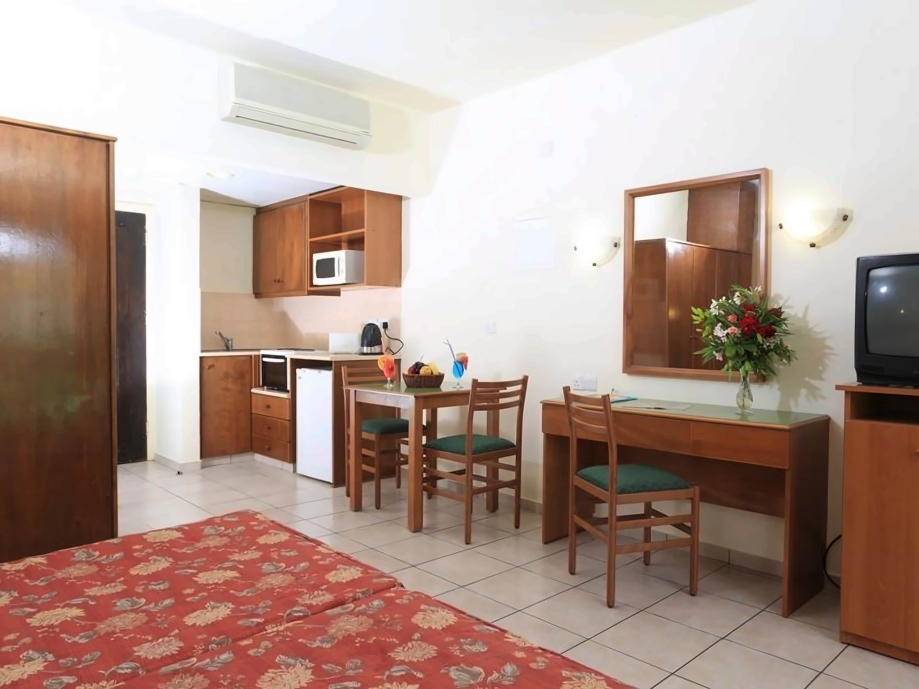 Panas Holiday Village photo 3