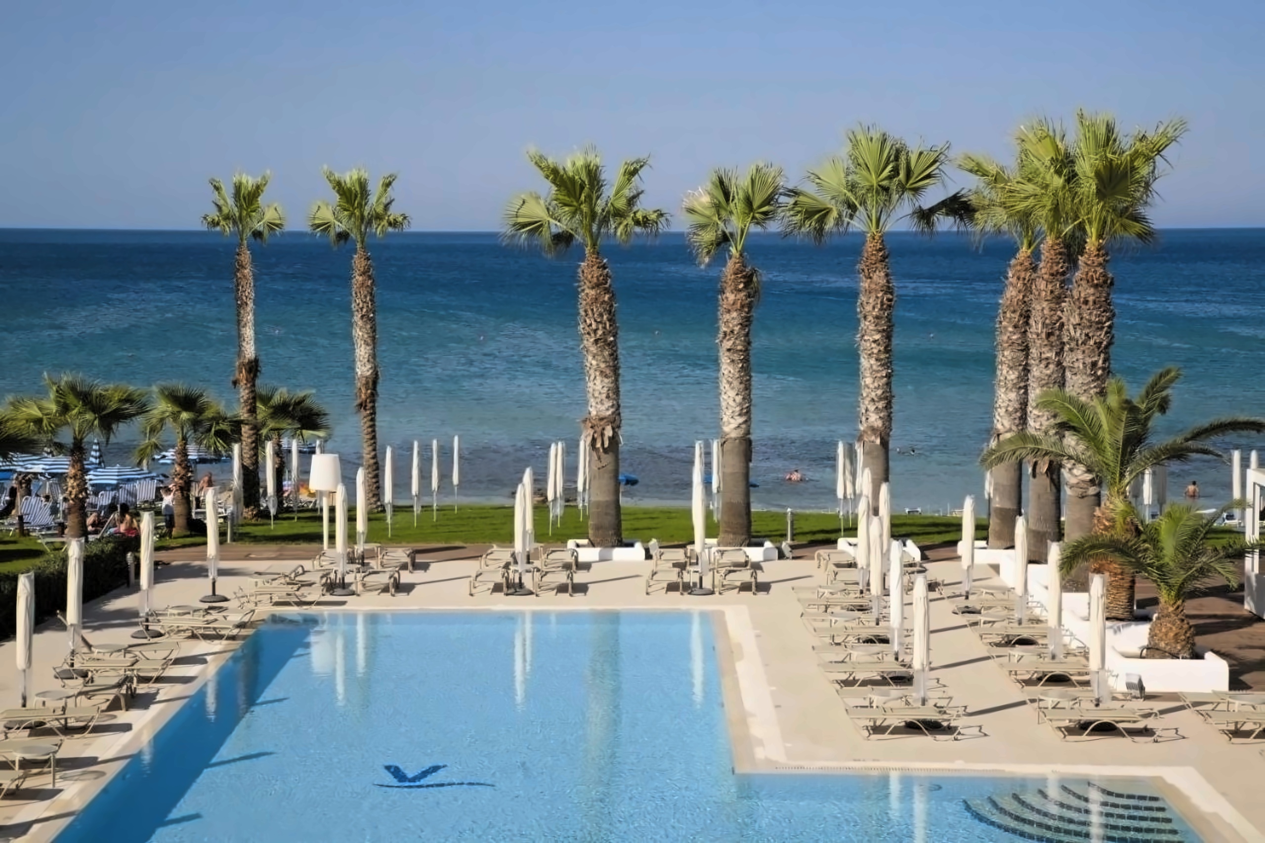 Vrissiana Beach Hotel photo 4