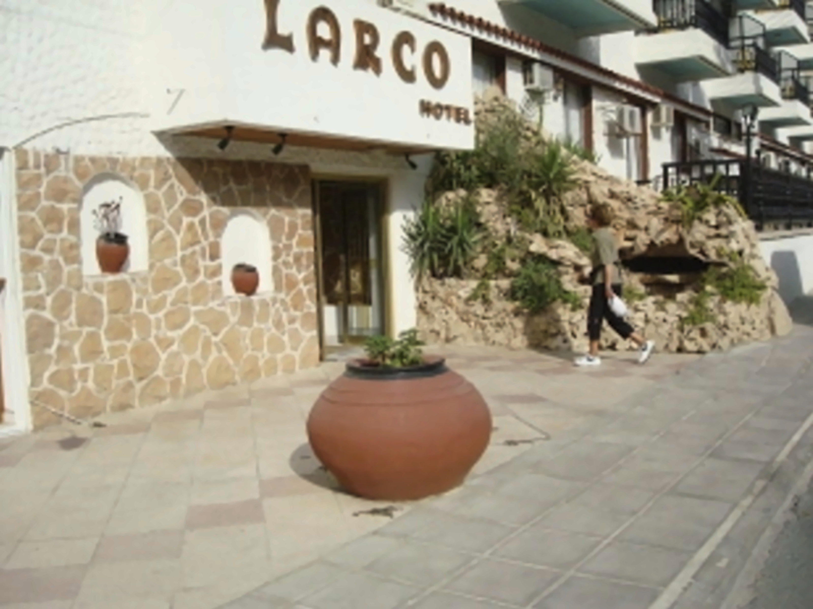 Larco Apartments pilt 2