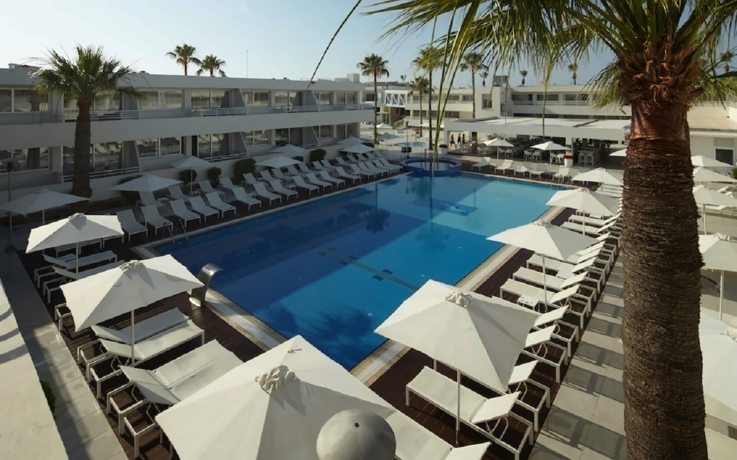 MelpoAntia Luxury Apartments and Suite photo 2