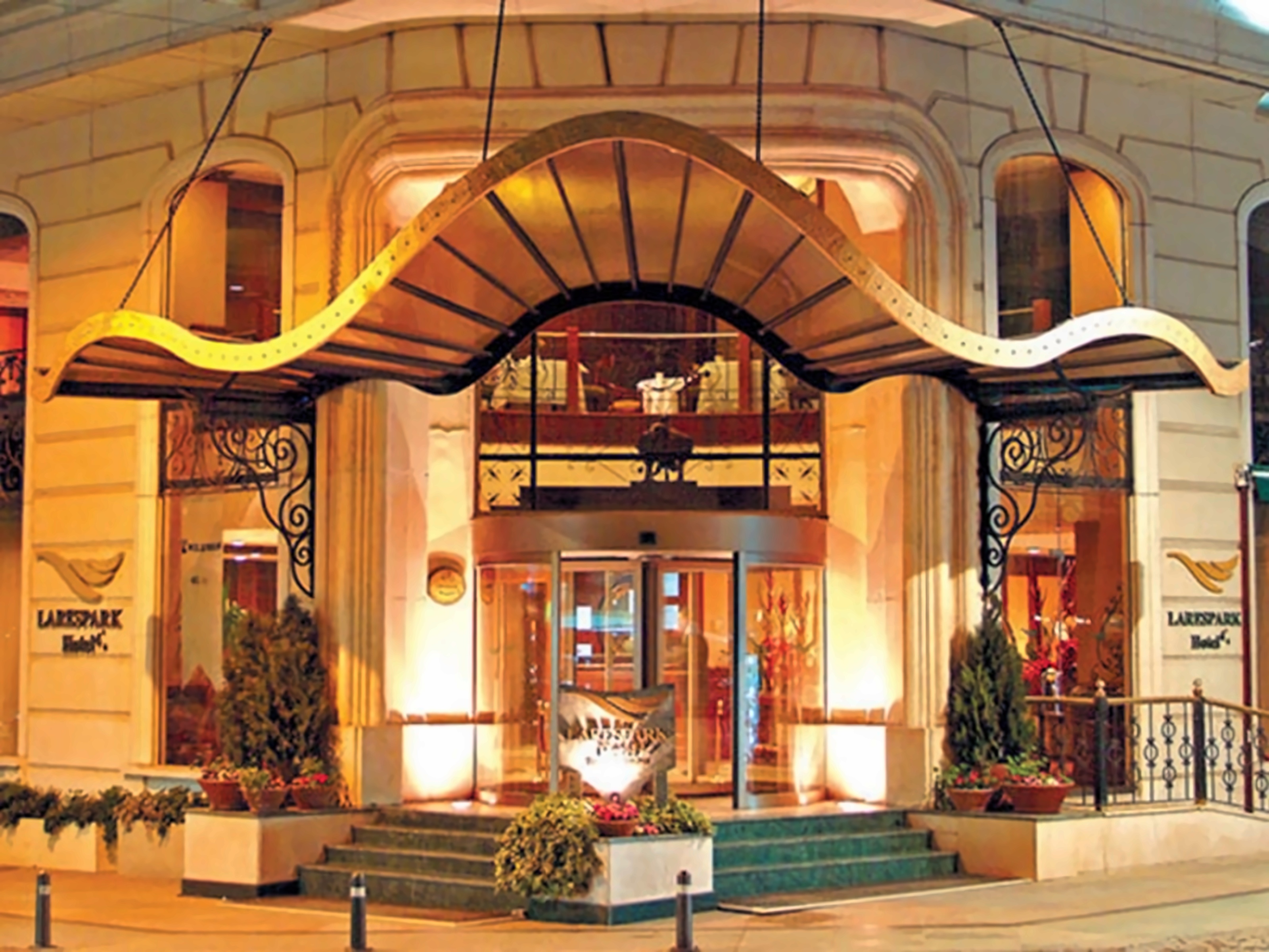 Occidental Taksim Hotel (Ex Lares Park) photo 1