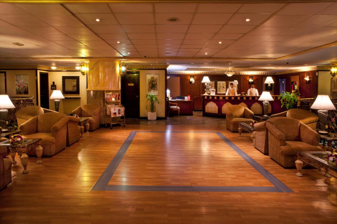 Landmark Plaza Hotel photo 2