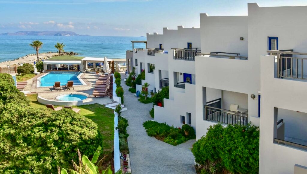 Yria Beach Hotel pilt 6