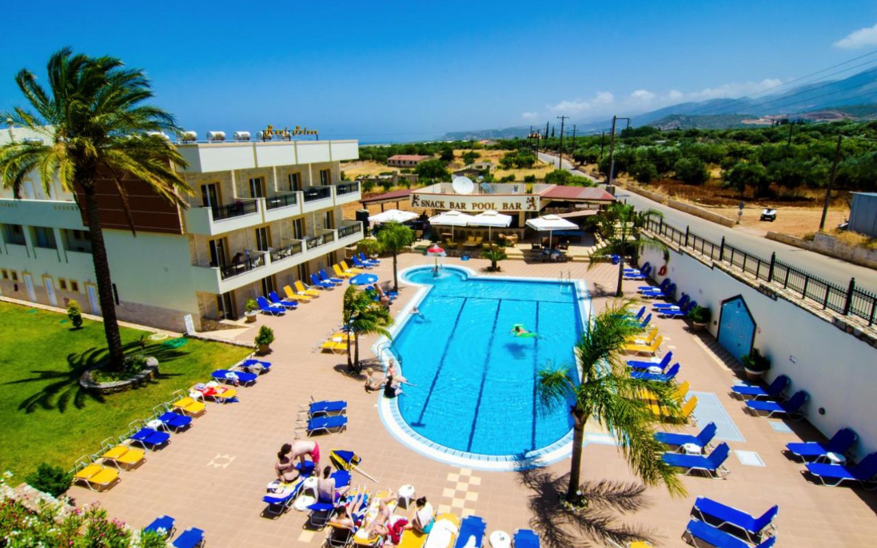 Real Palace Hotel and Studios photo 1