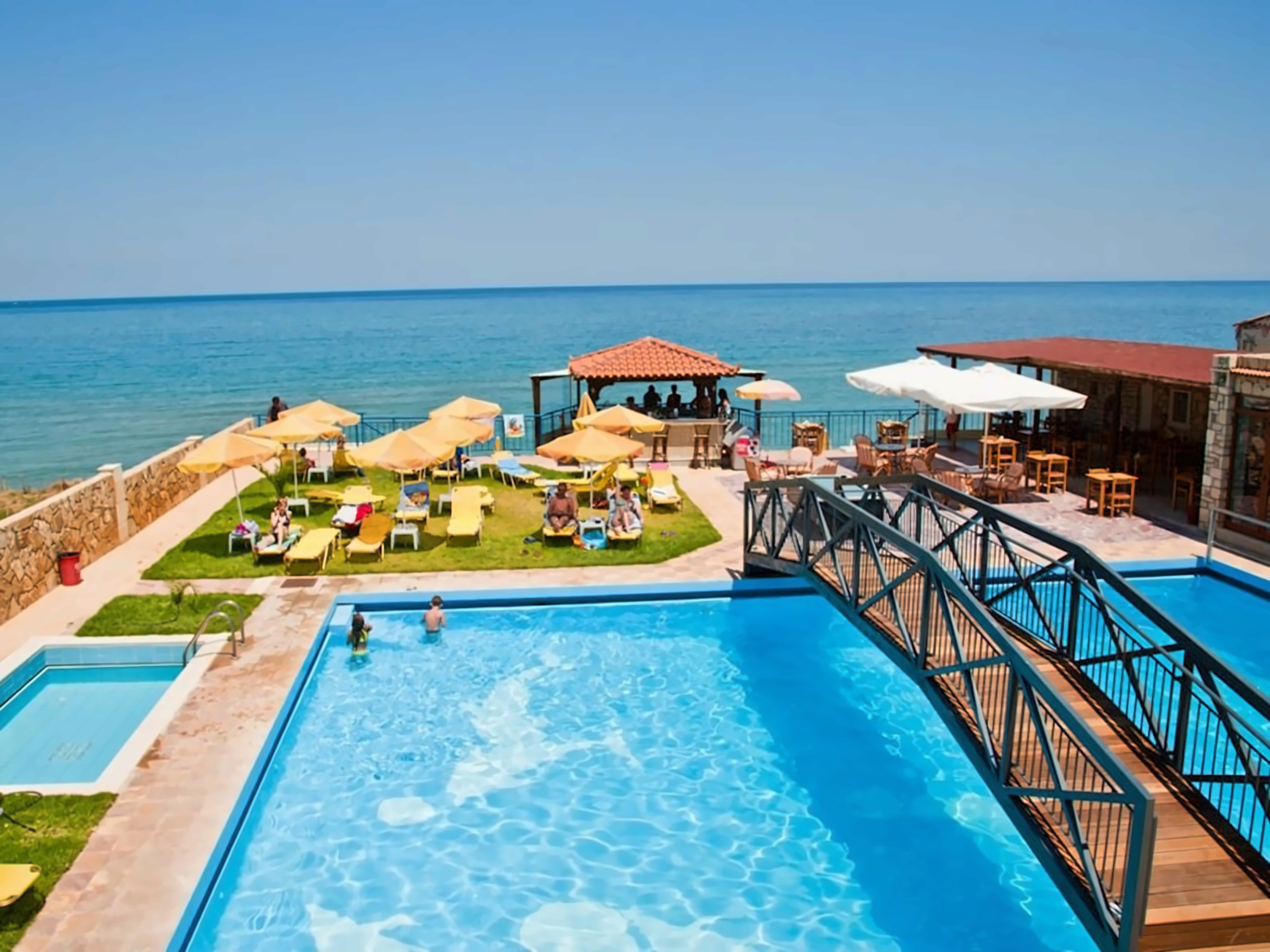 Ekavi Hotel photo 2