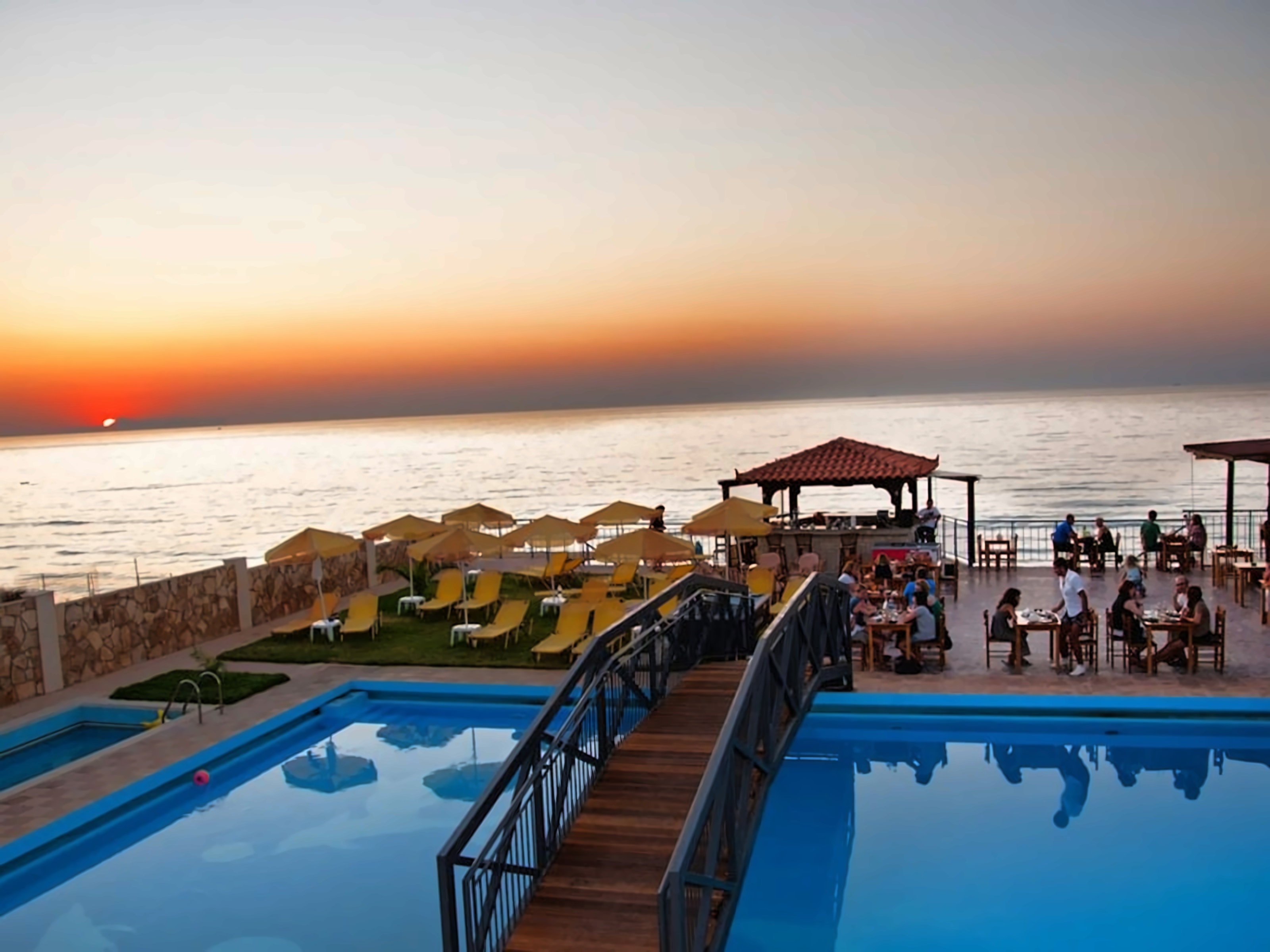 Ekavi Hotel photo 4
