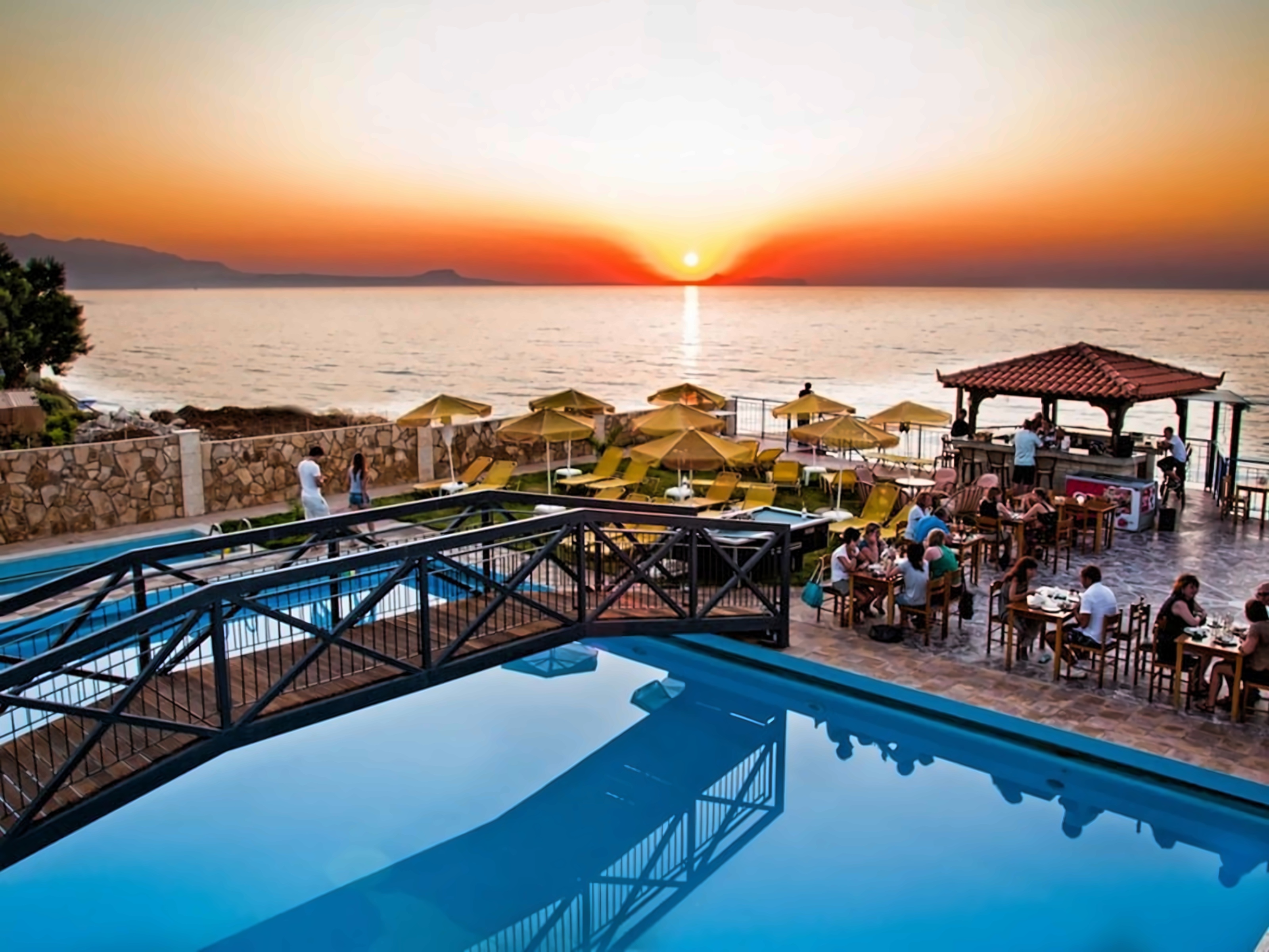 Ekavi Hotel photo 5