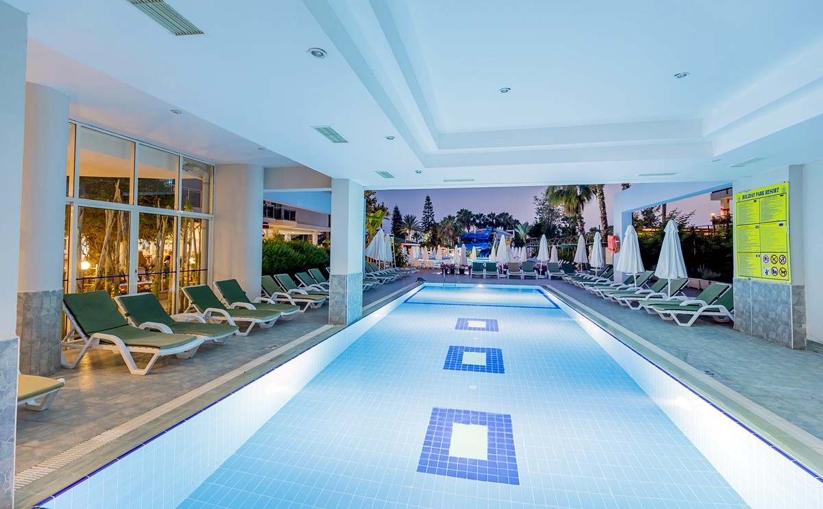 Holiday Park Resort Hotel photo 3